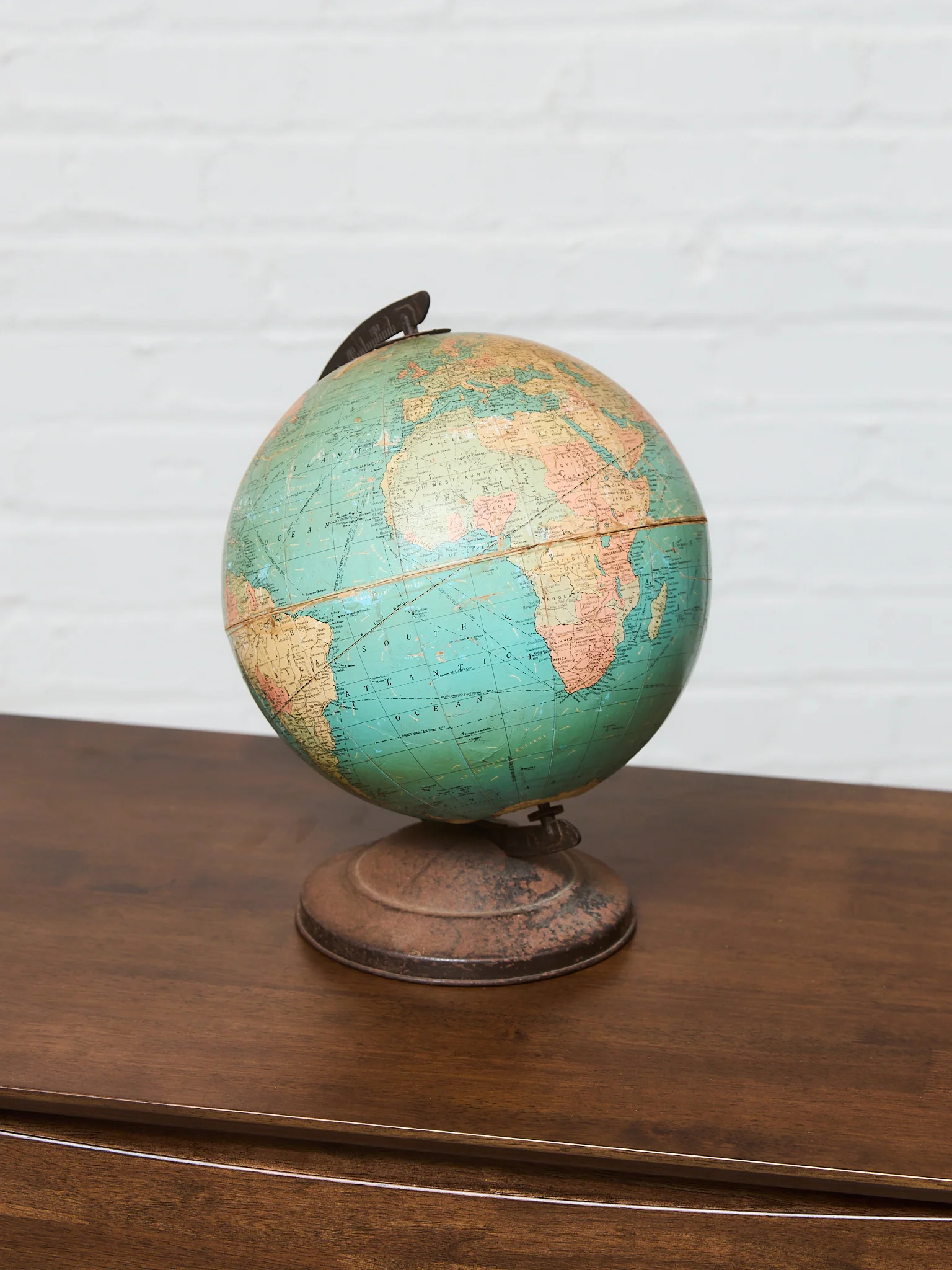 1930s 10” Globe - Image 2