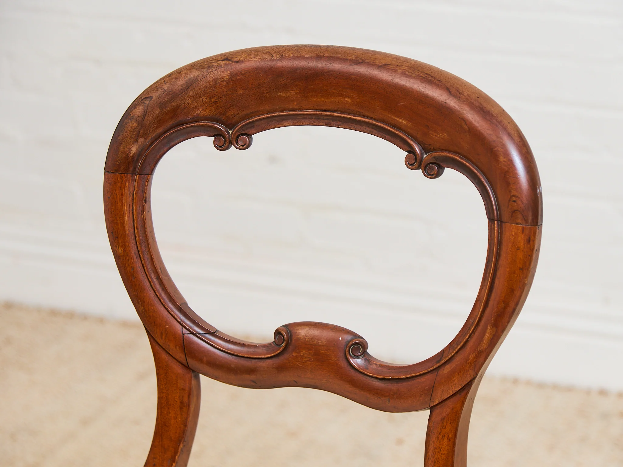1940’s Carved Sweetheart Chairs Set of 6 - Image 7