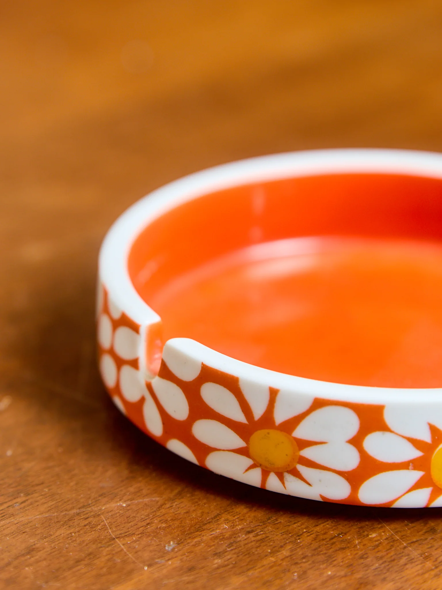 1960s Groovy Daisy Flower Ashtray - Image 5