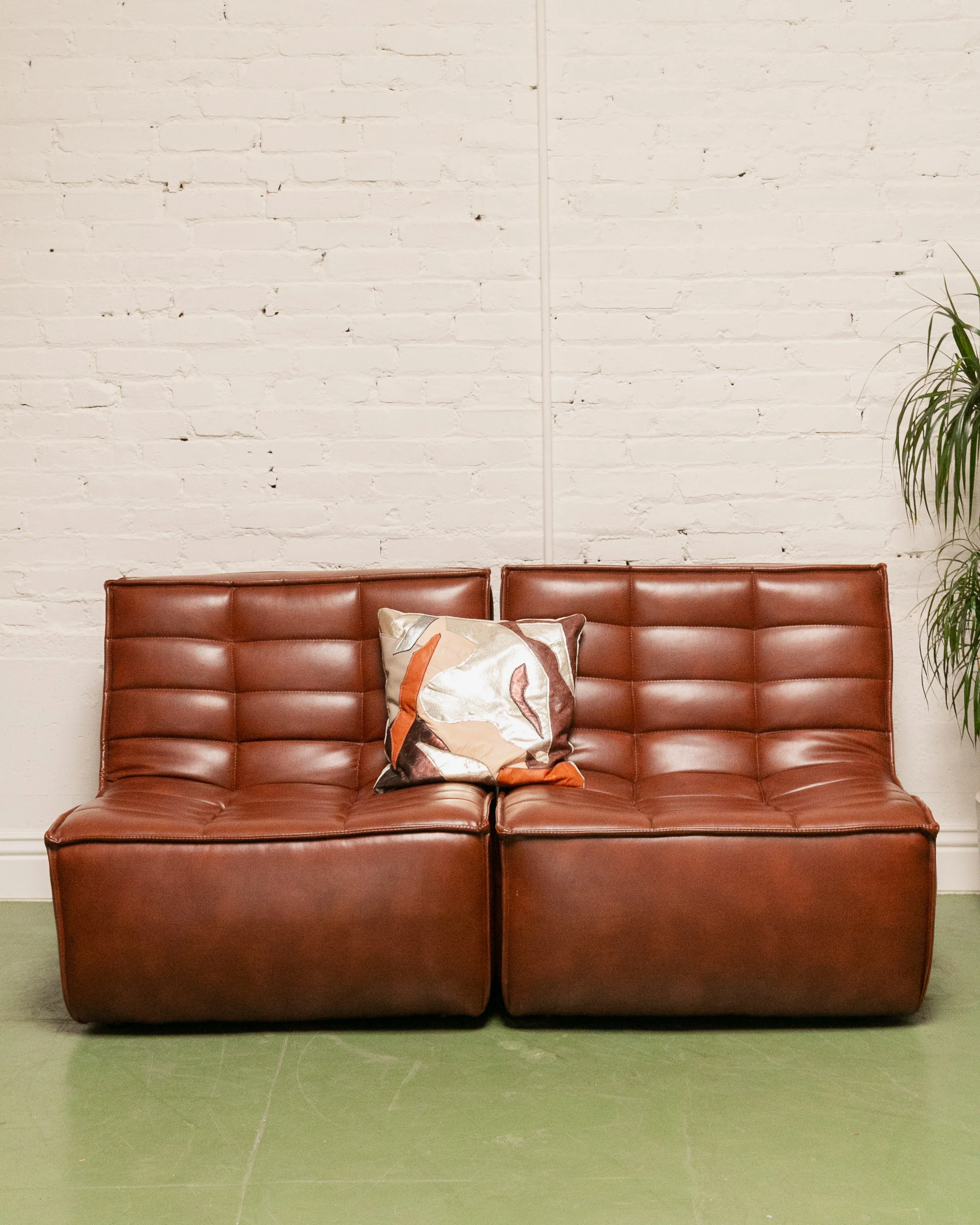 2 Piece Juno in Recycled Leather Loveseat - Image 16