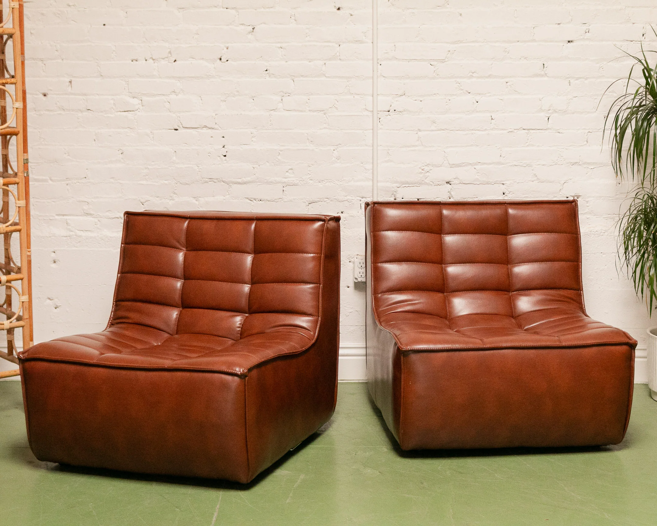 2 Piece Juno in Recycled Leather Loveseat - Image 5