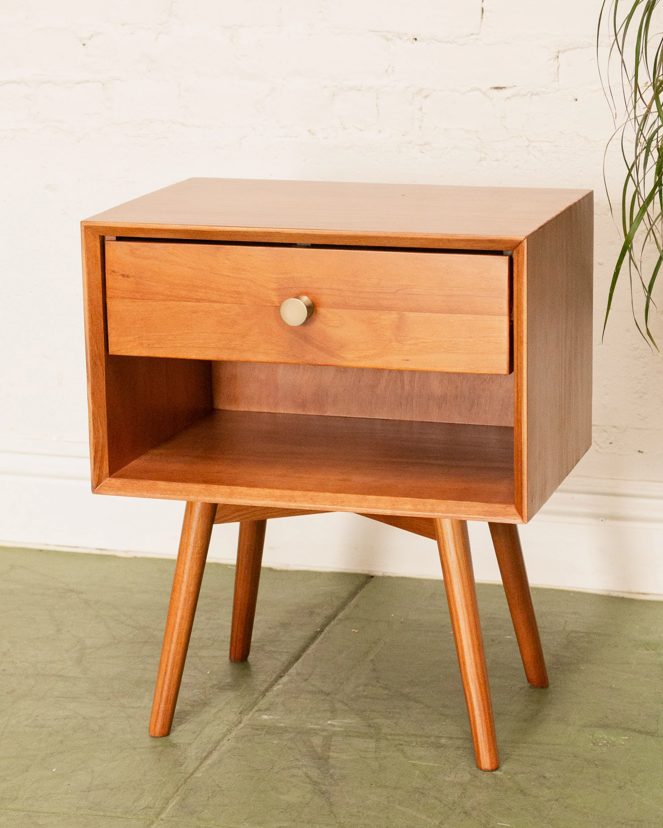 Aimee Nightstand - Image 2