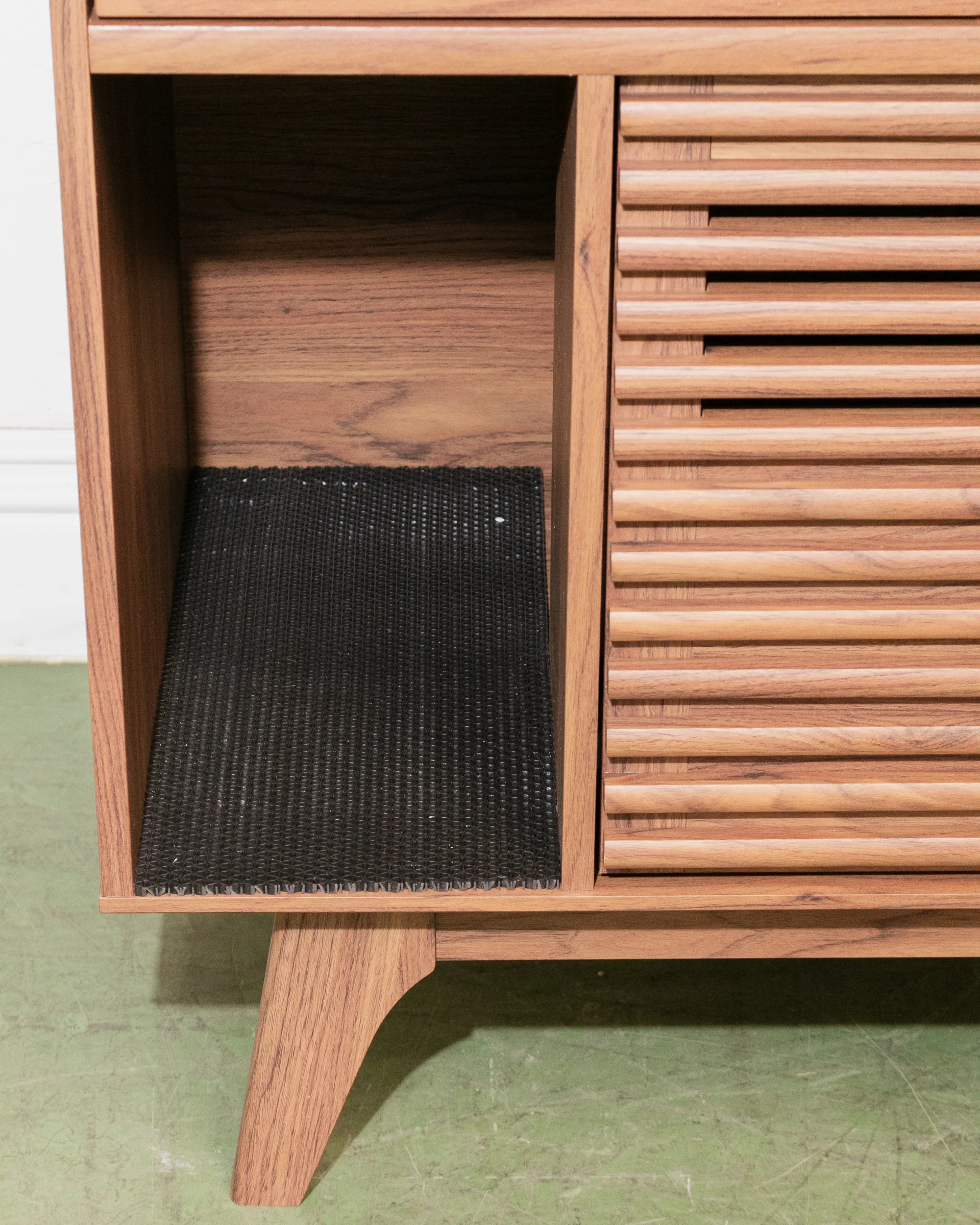 2 drawer Slat Cabinet - Image 11