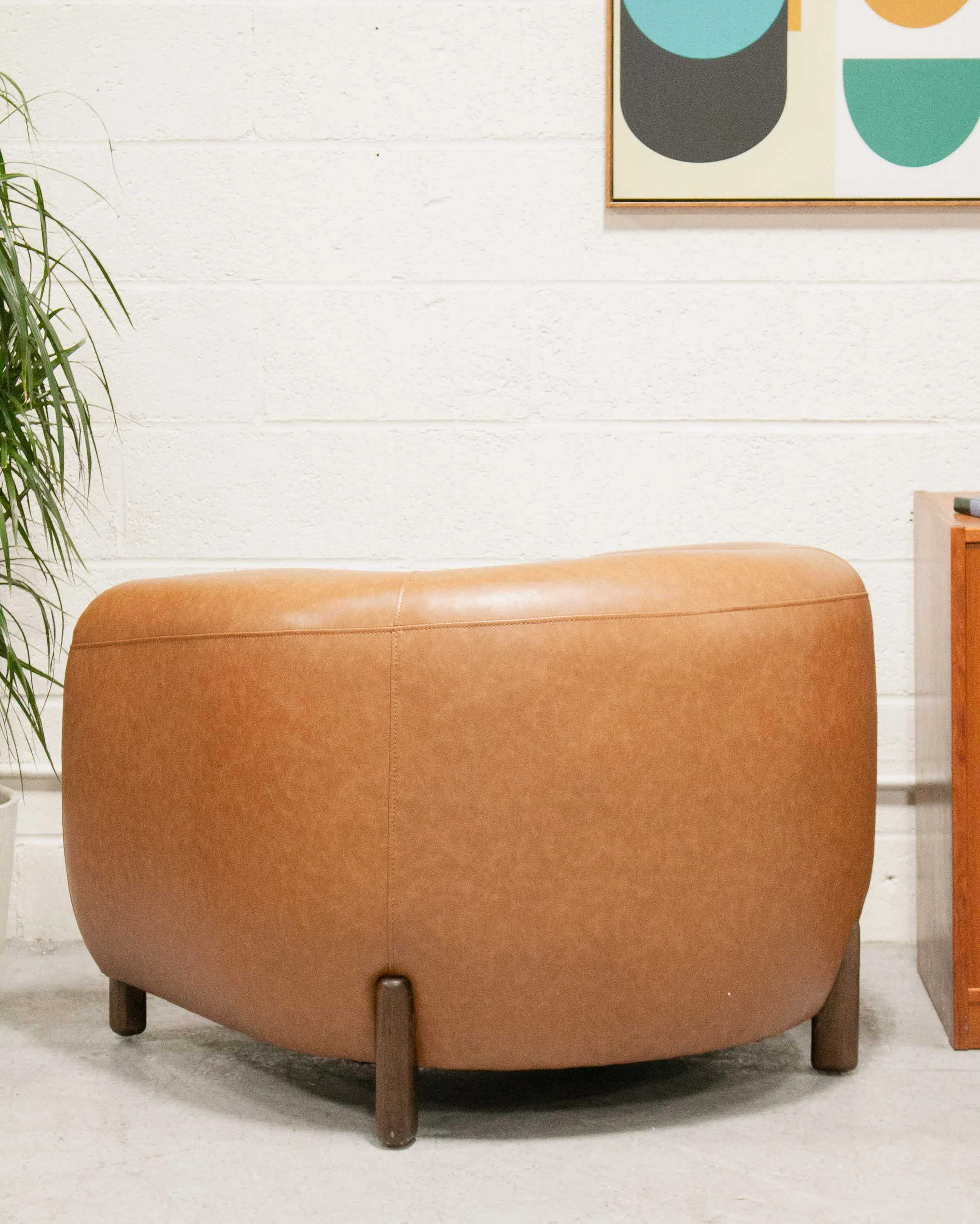 Chaz Club Chair - Image 11