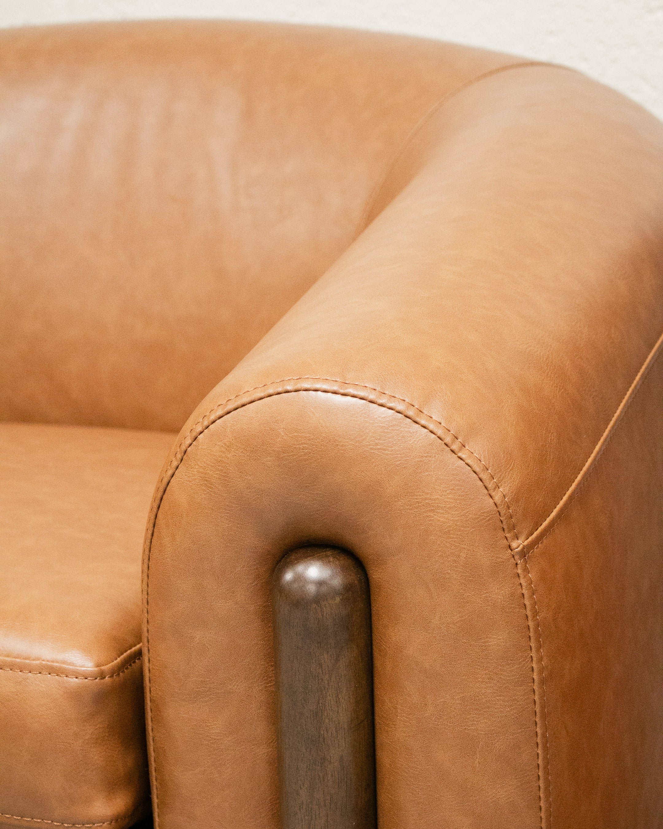 Chaz Club Chair - Image 3