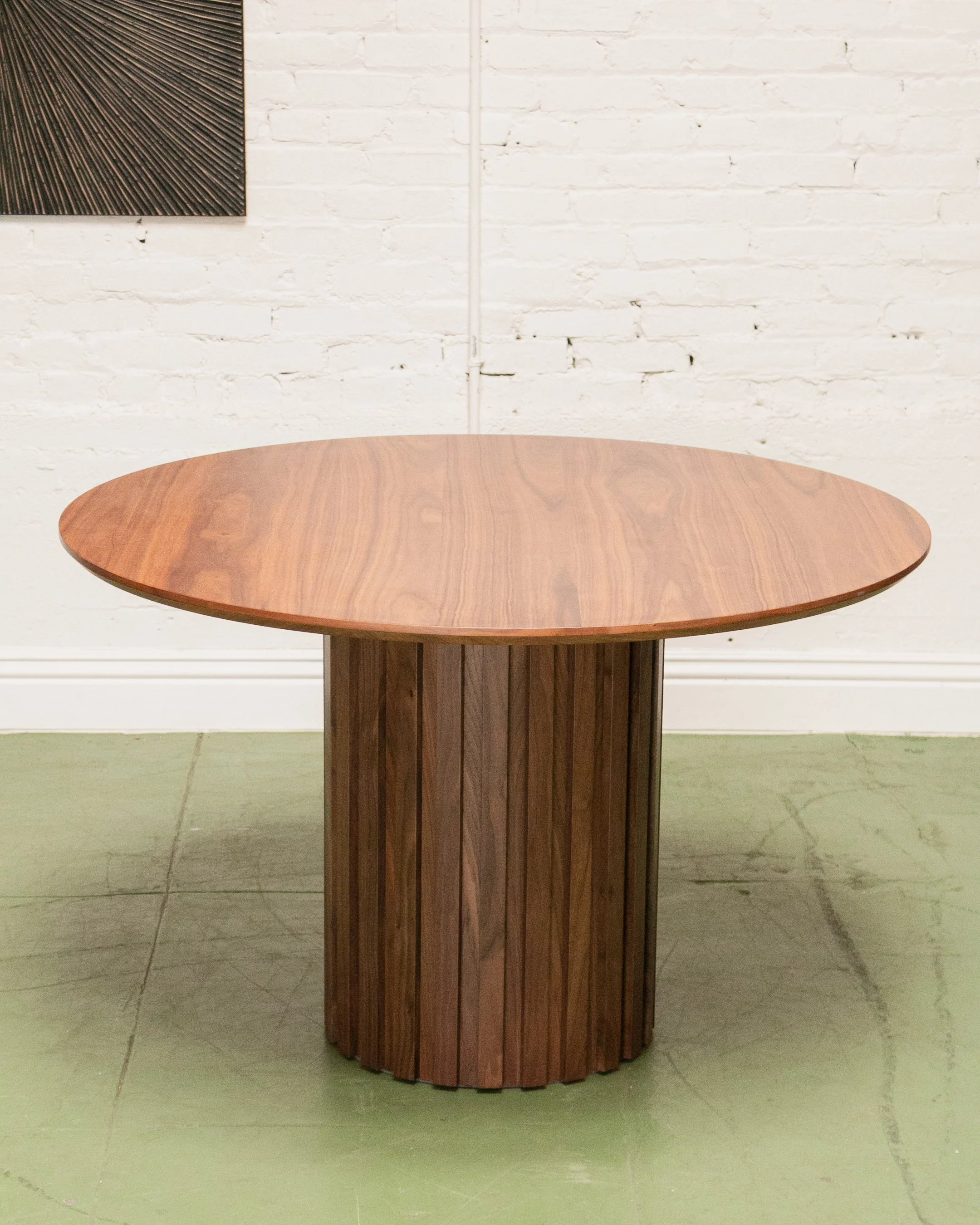 Dalia Round Table in Walnut - Image 2