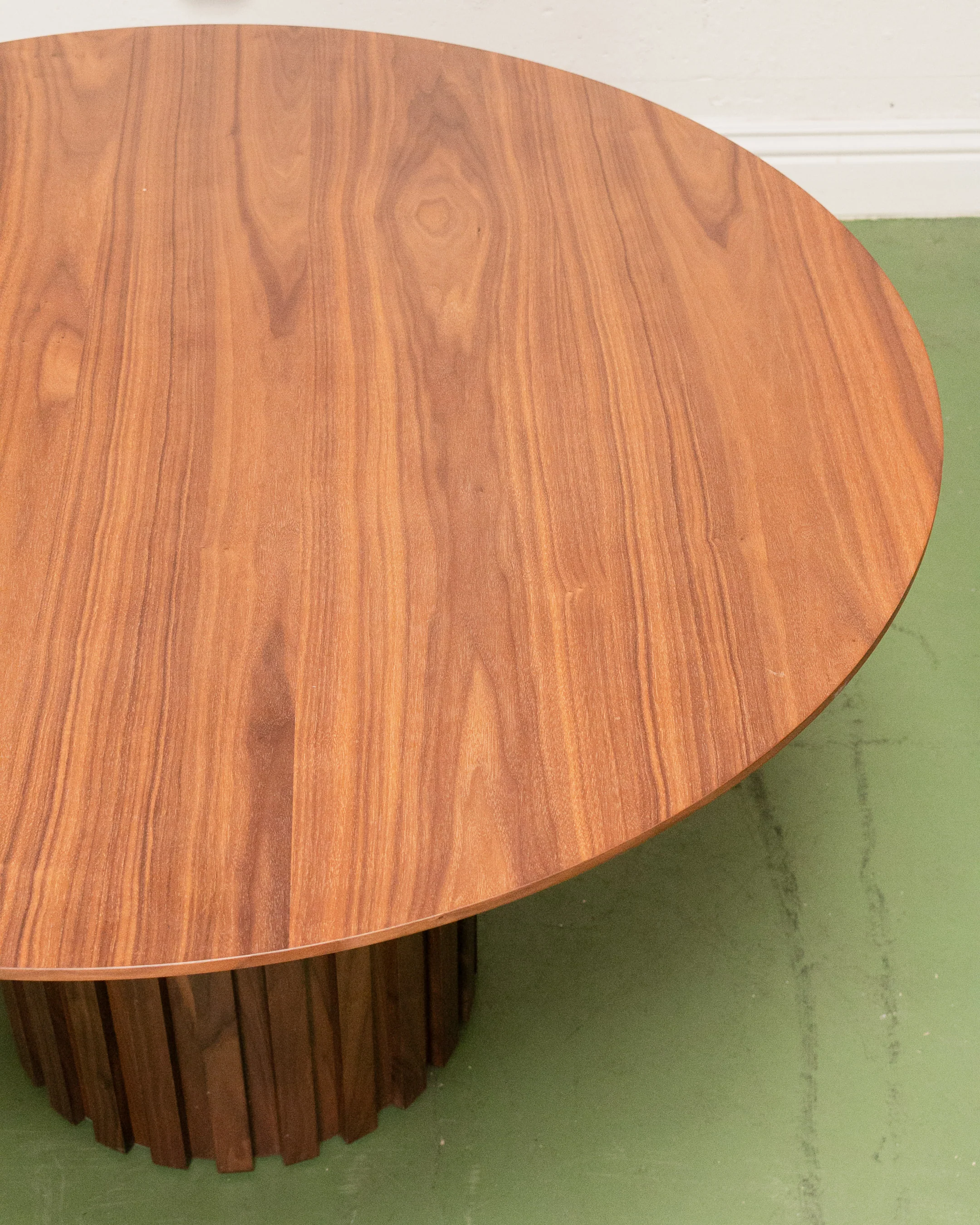 Dalia Round Table in Walnut - Image 3