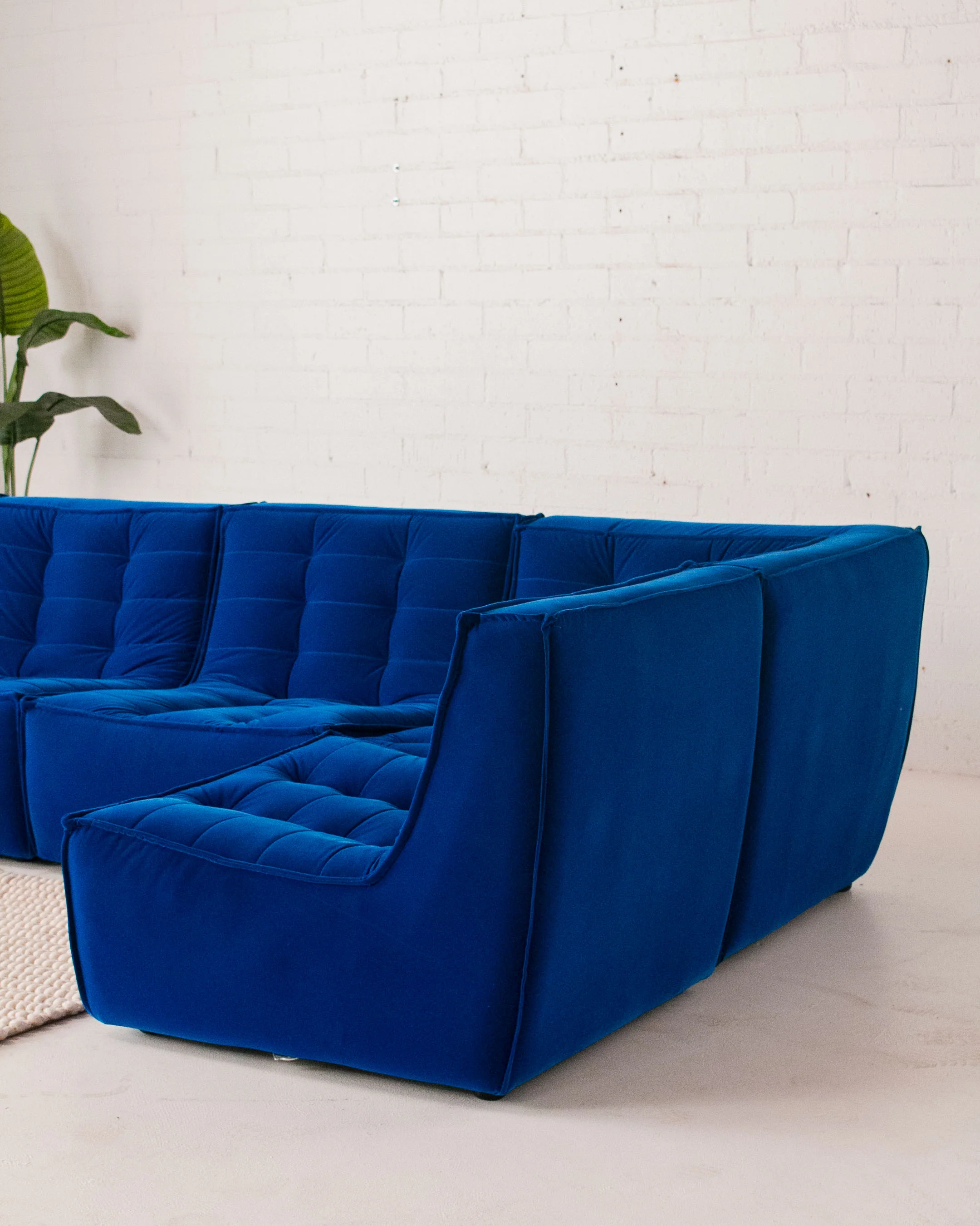 Pick your own color Juno Sofa Exclusive Sofa 6 pieces - Image 4