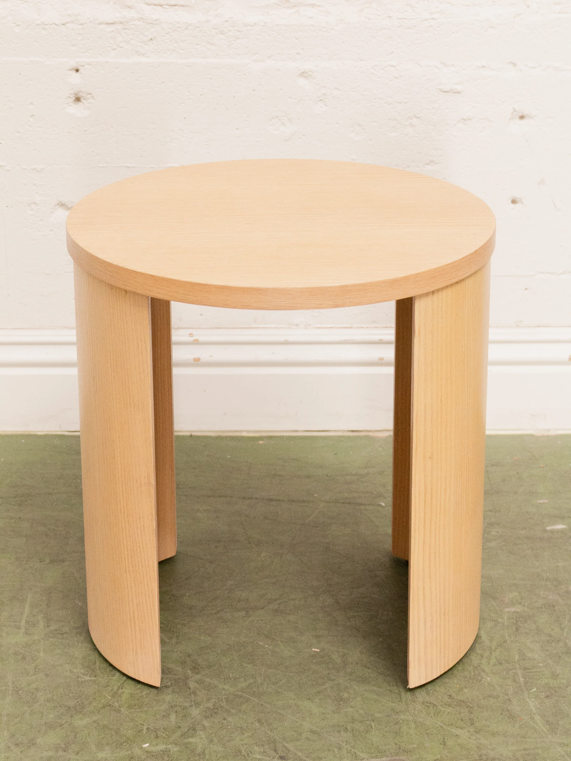Gia Table - Image 10