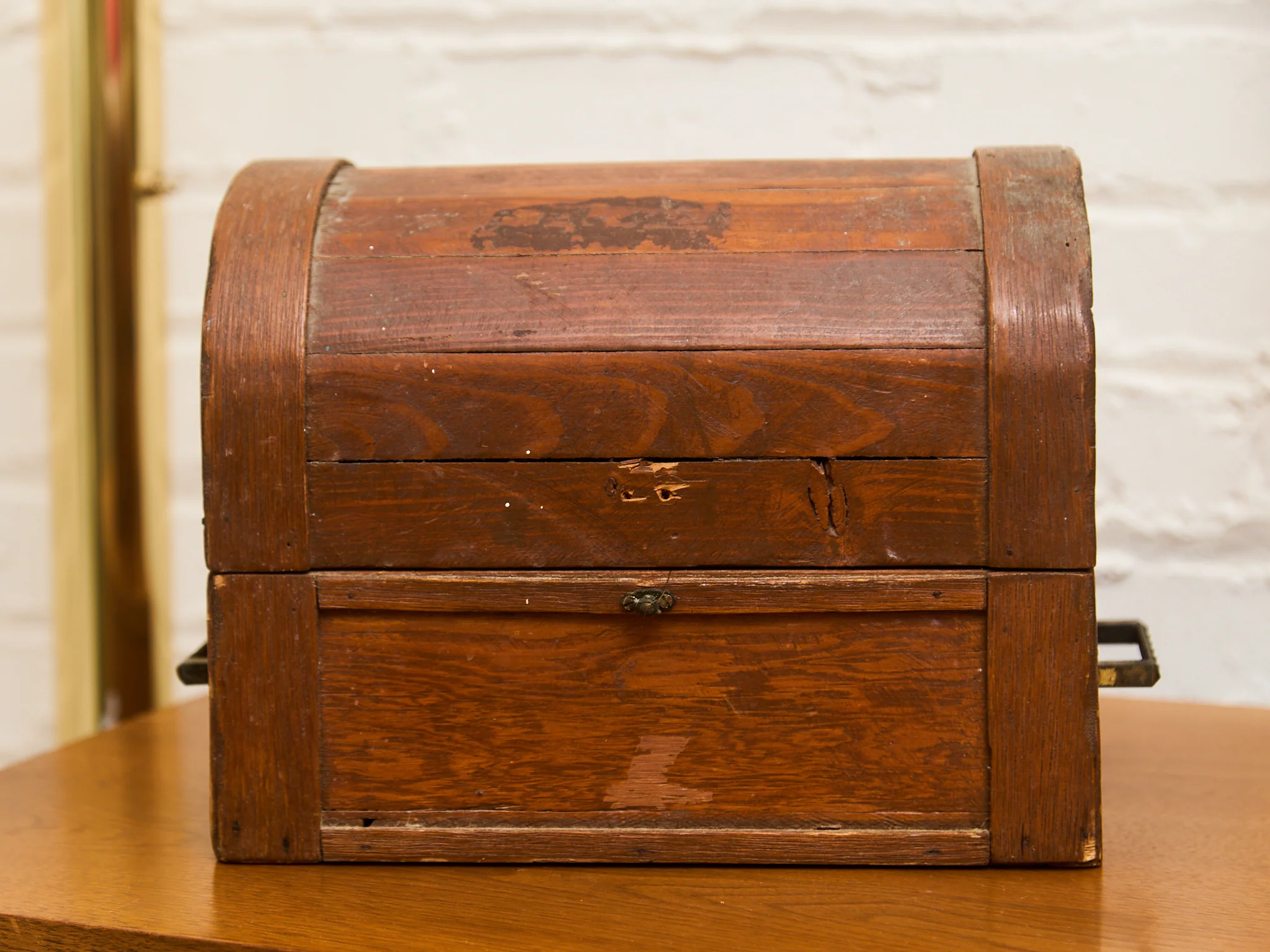 Giant Rustic Vintage Jewelry Box - Image 4