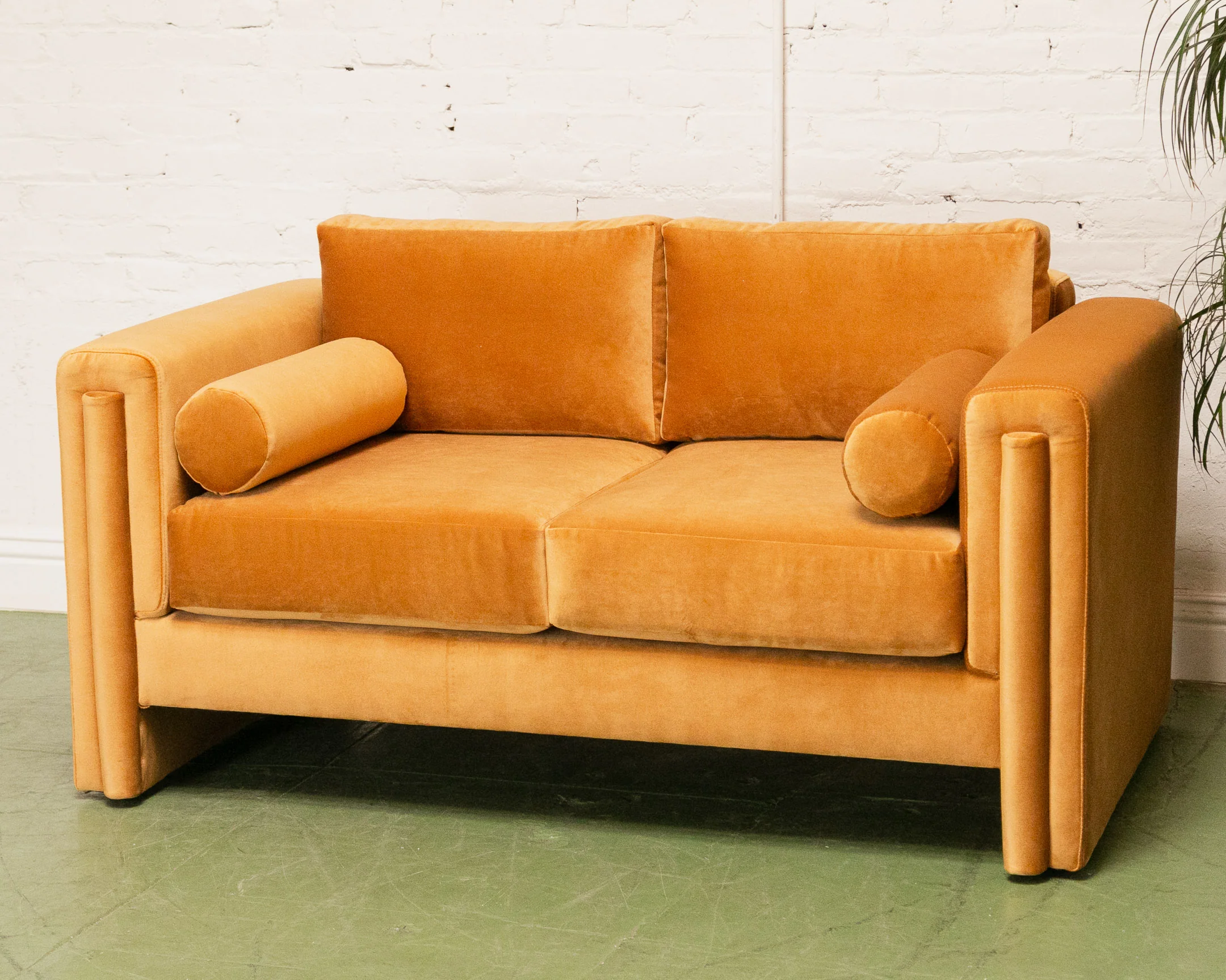Harper Sofa in Gold - Image 4