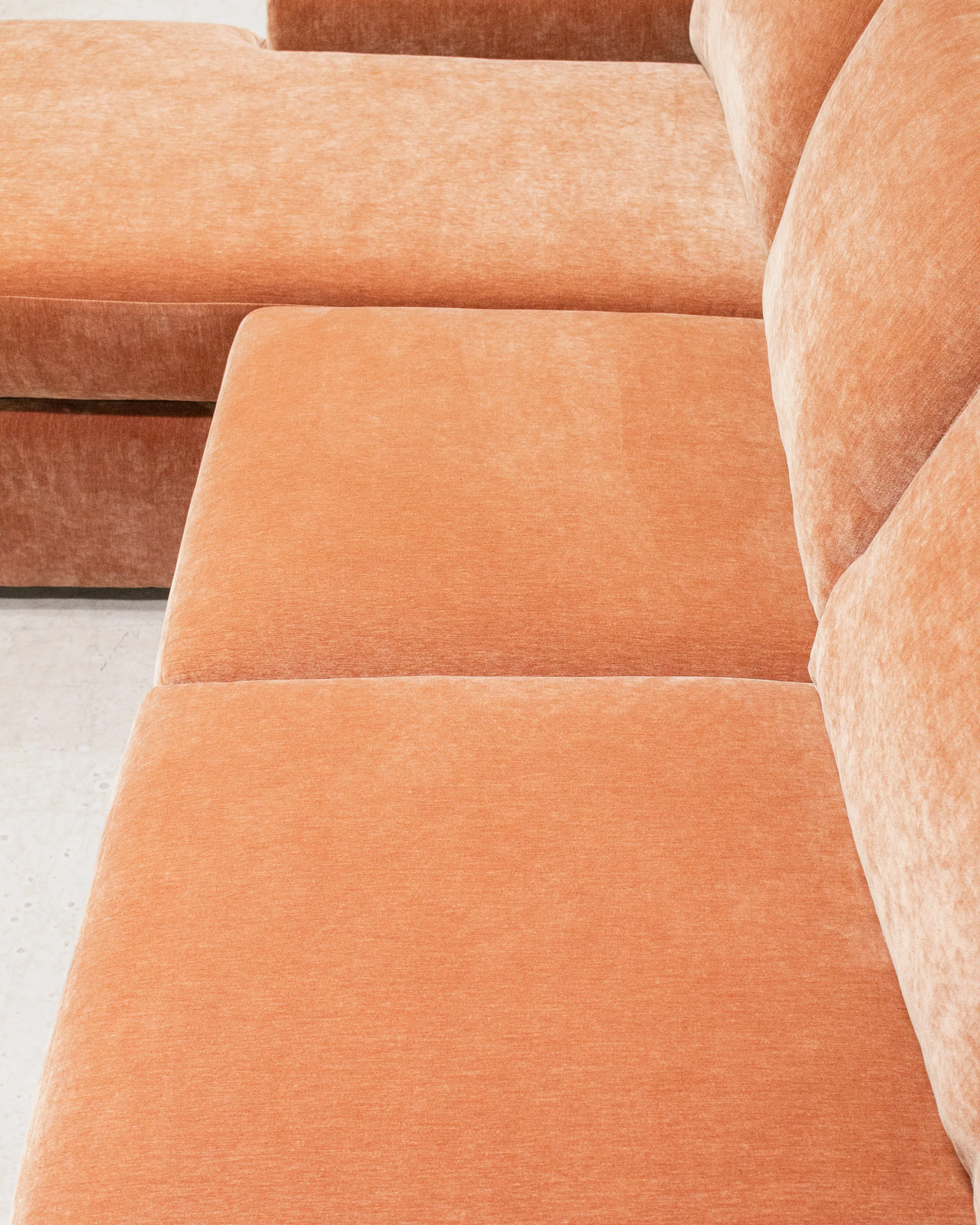 Hauser Sectional Sofa in Amici Ginger - Image 12