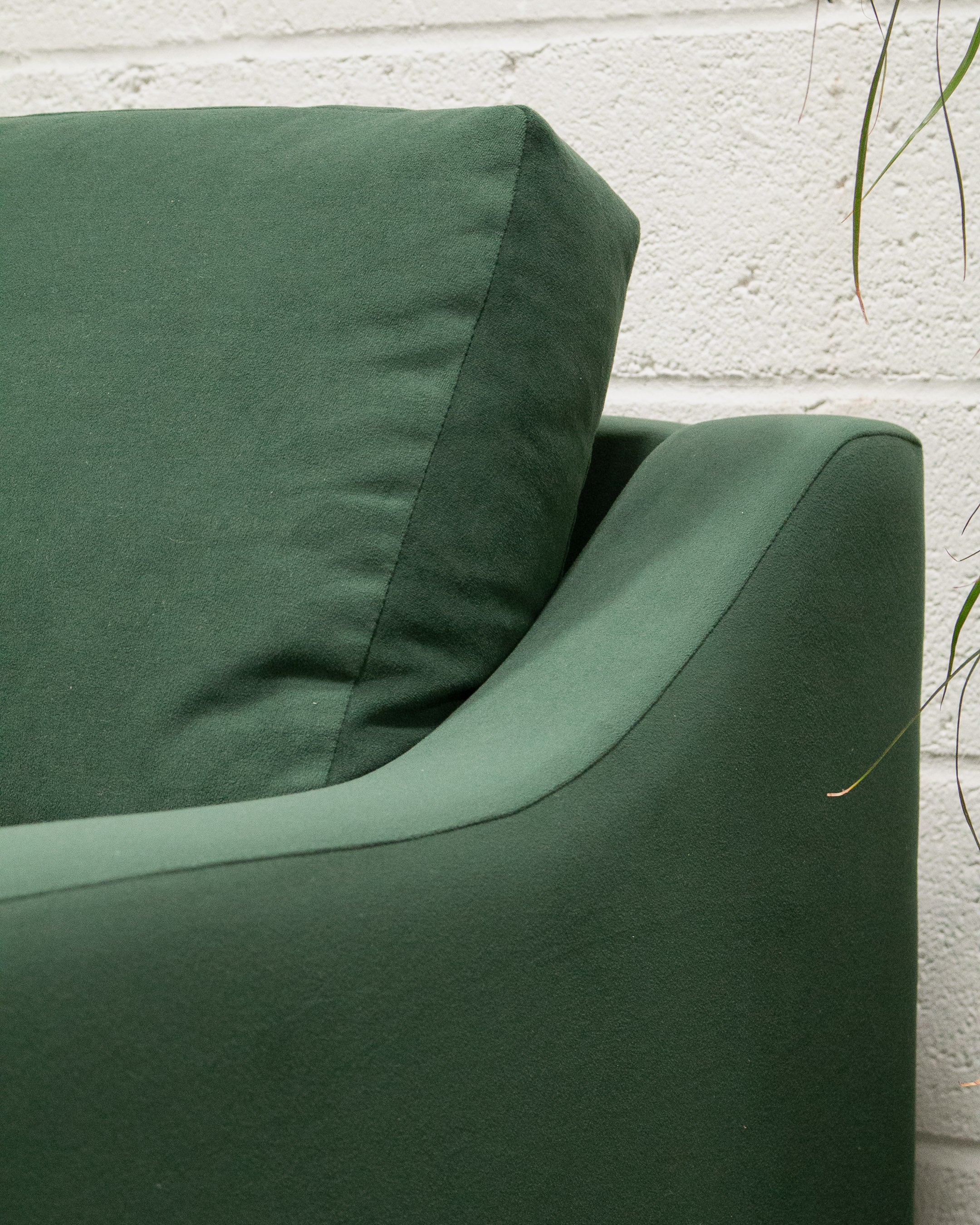 Hauser Sectional Sofa in Bella Hunter Green - Image 8