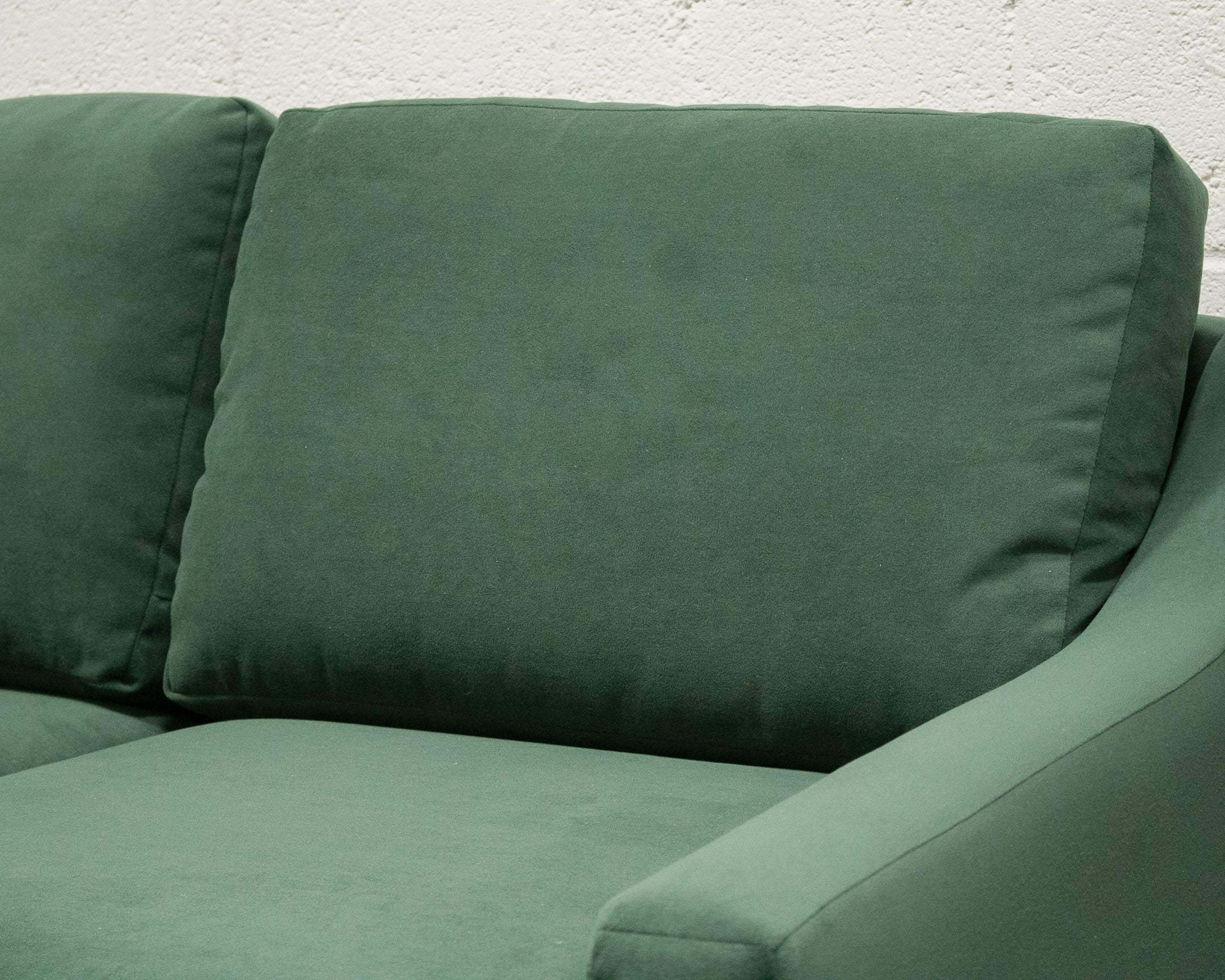 Hauser Sectional Sofa in Bella Hunter Green - Image 9