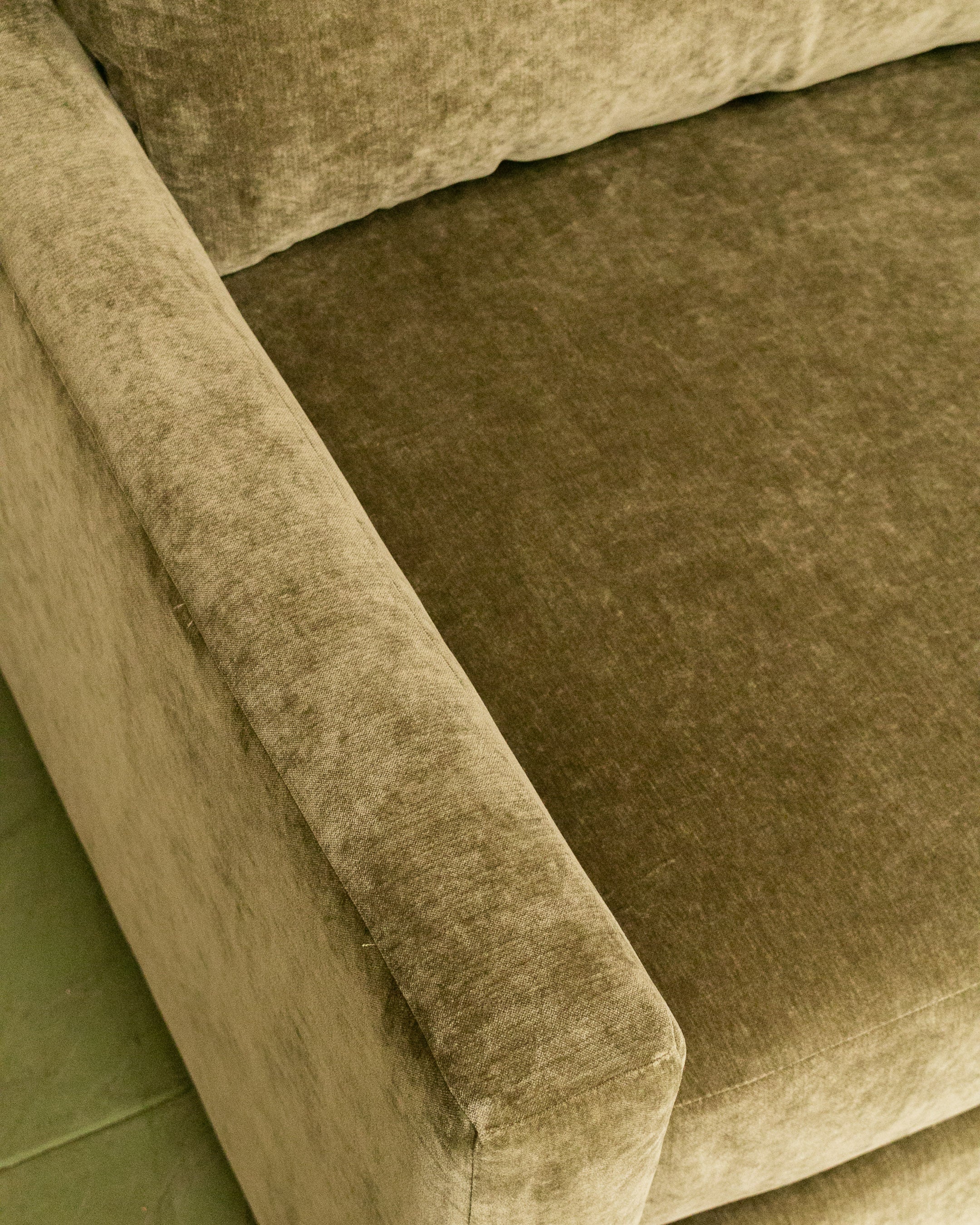 Hauser Sofa Bed in Moss - Image 15