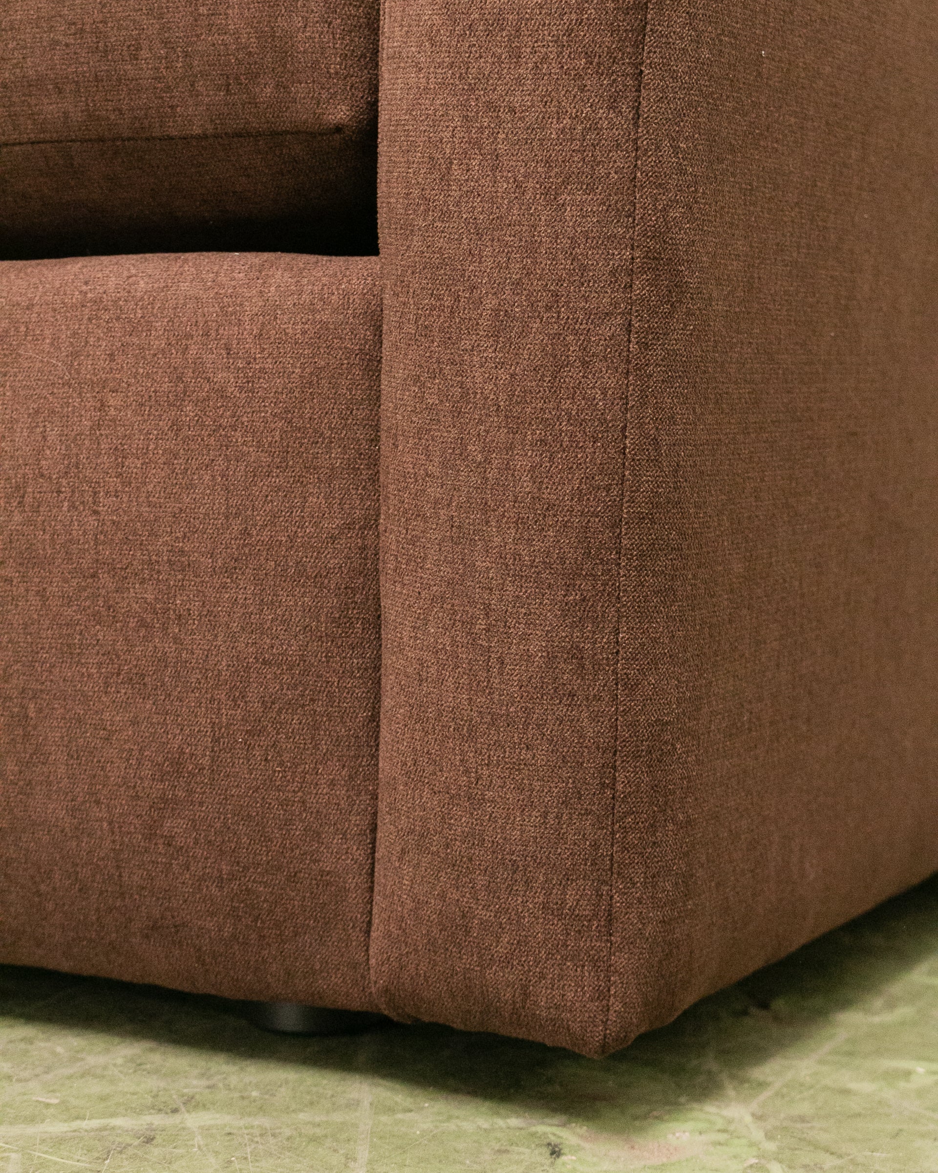 Hauser Sofa in Caprice Java - Image 6