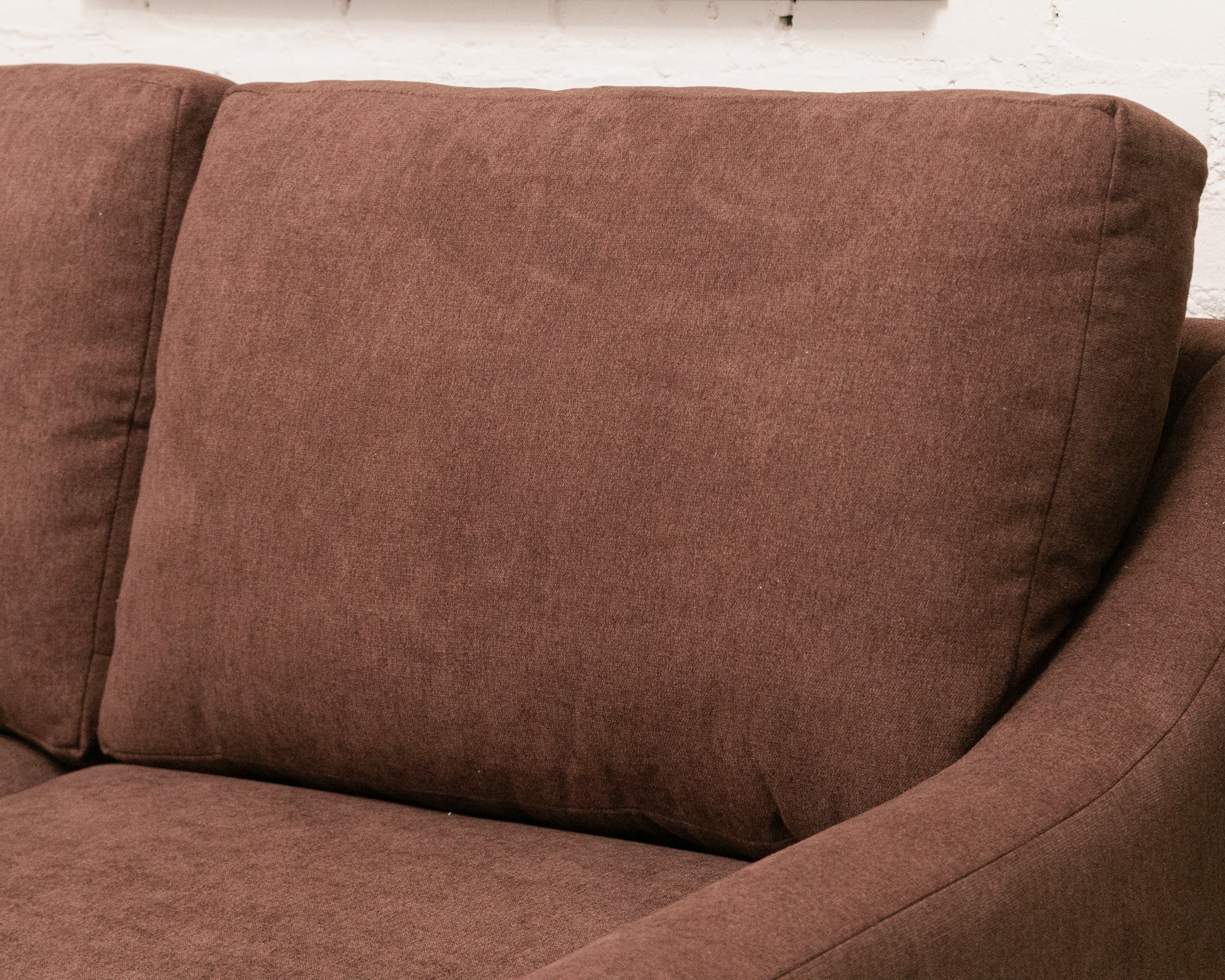 Hauser Sofa in Caprice Java - Image 9