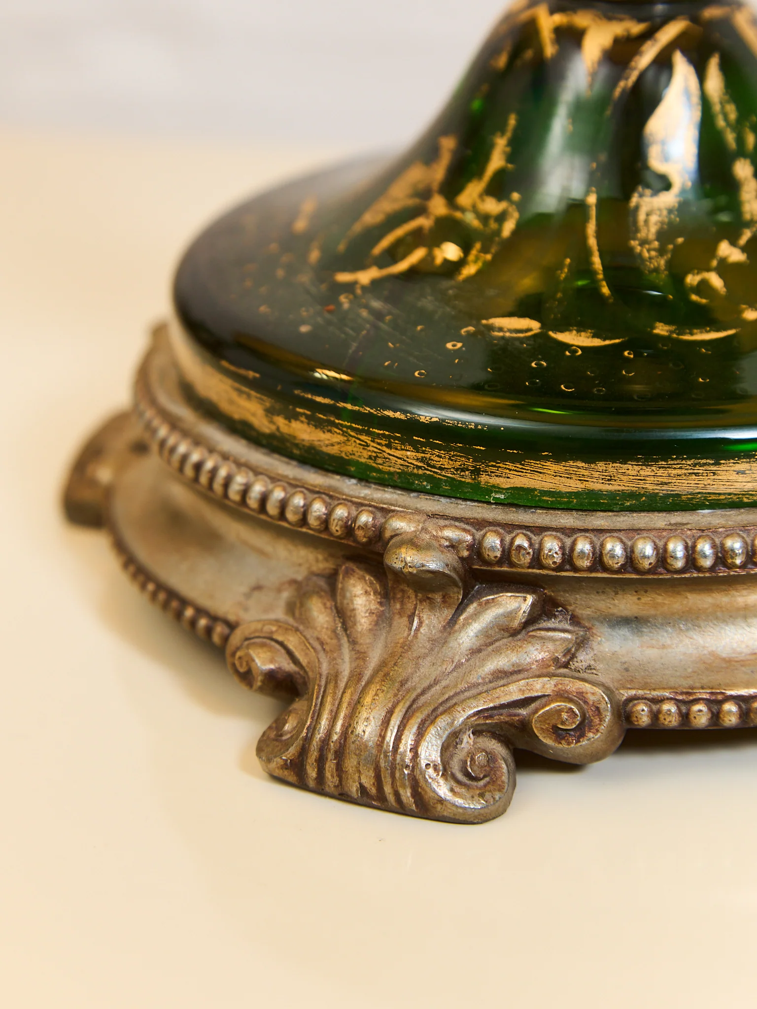 Hollywood Regency Pair of Green Lamps - Image 20