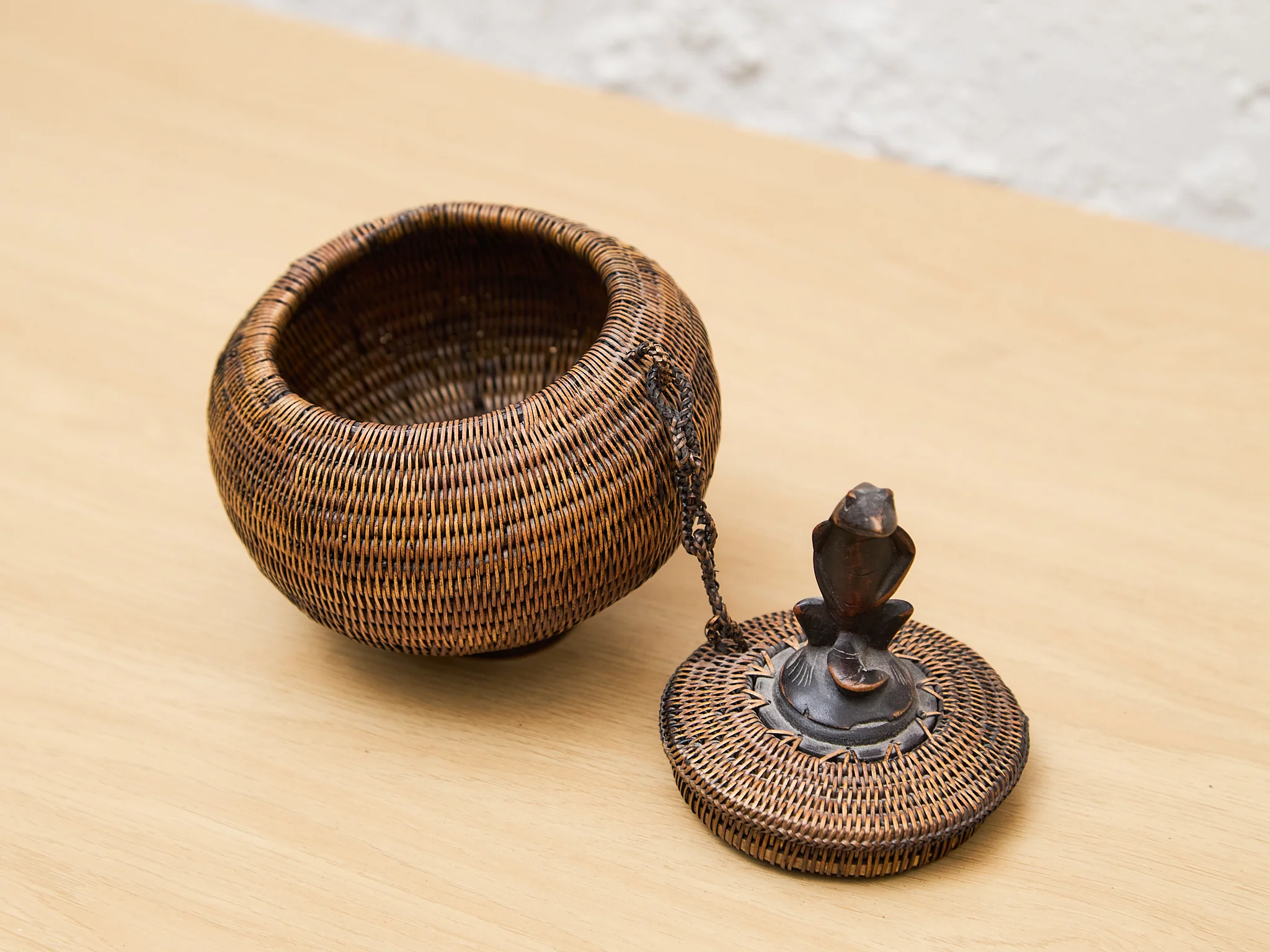 Indonesian Lombok Woven Frog Rattan Basket - Image 3