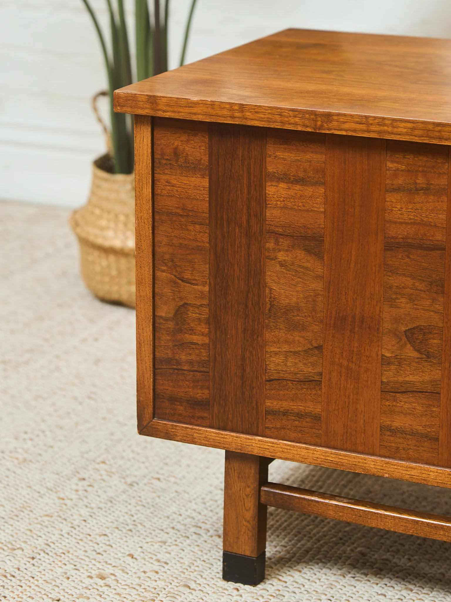 Keyless Walnut Hope Chest - Image 7