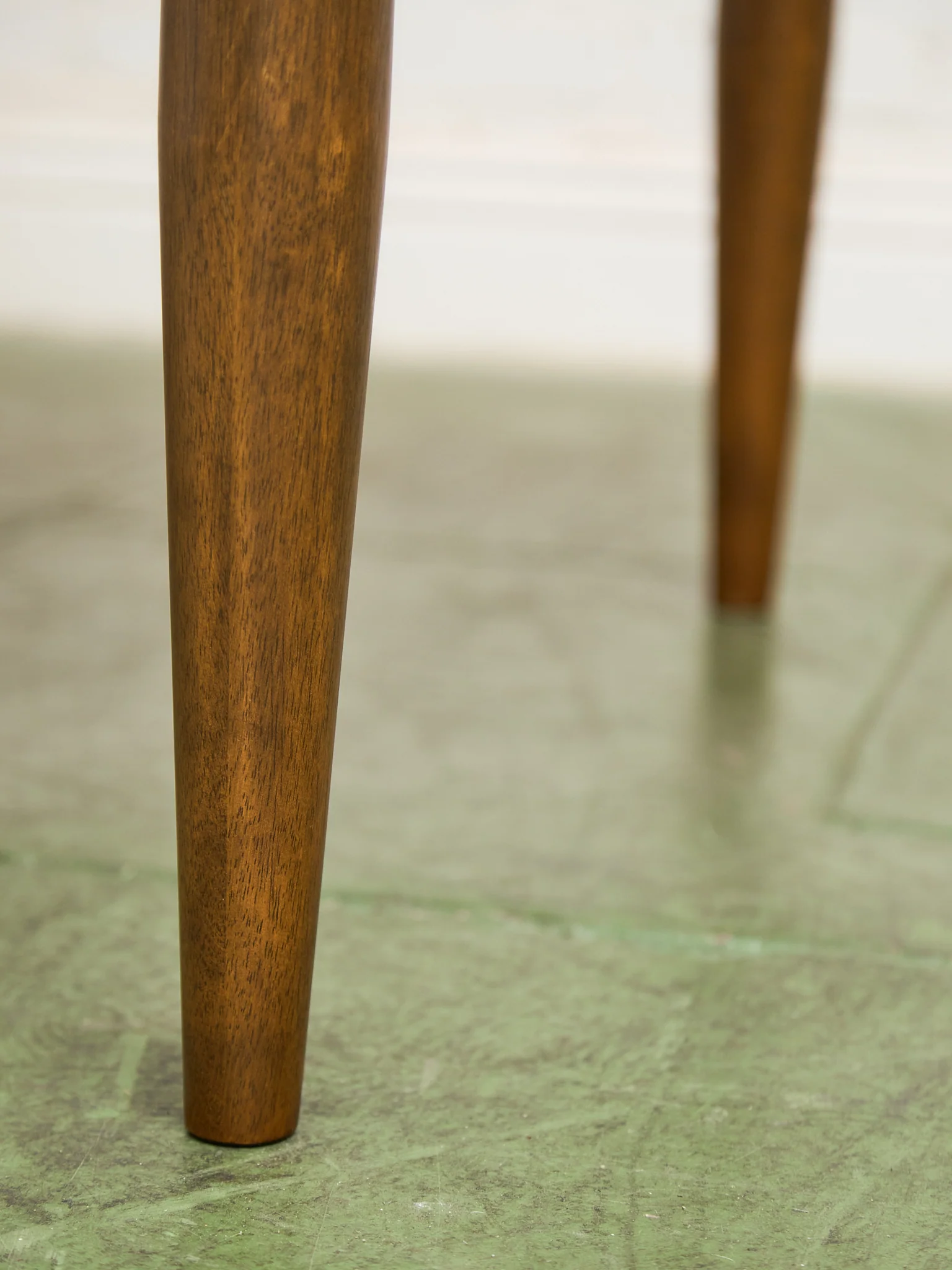Kyle Dining Table - Image 8