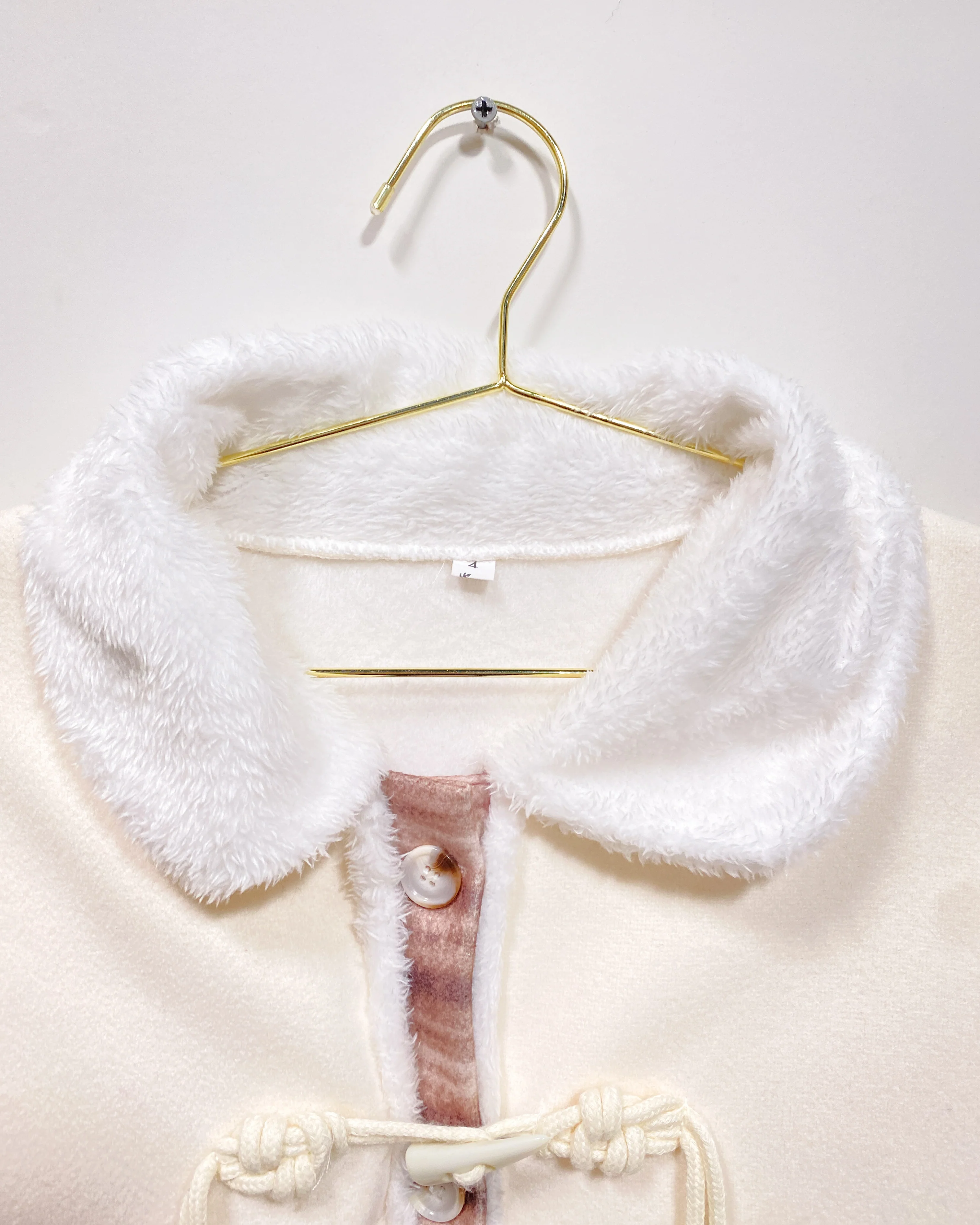 Lightweight Cream Jacket with Toggle Buttons (4) - Image 2