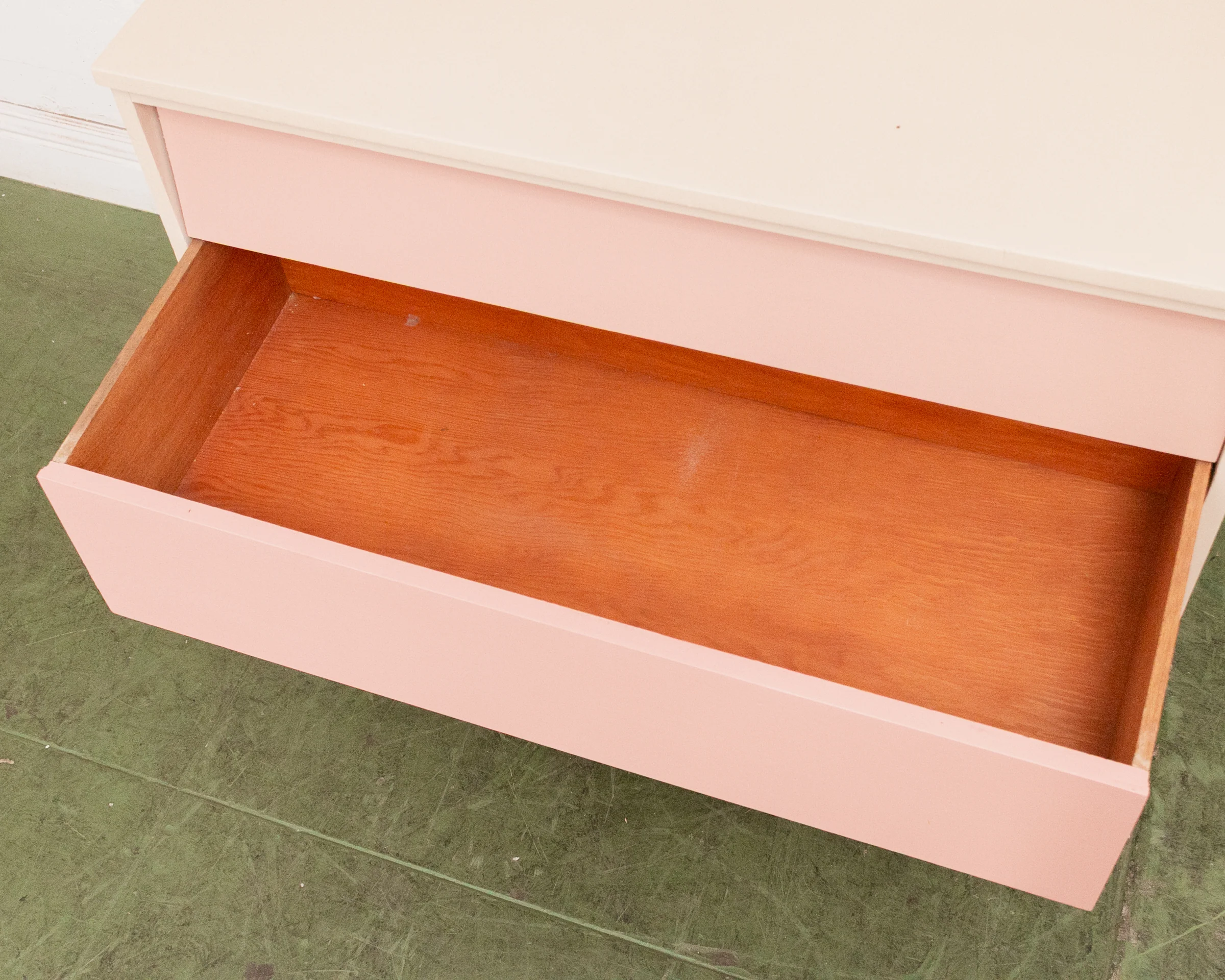 Louvered Drawer Pink Ombré Chest of Drawers - Image 16