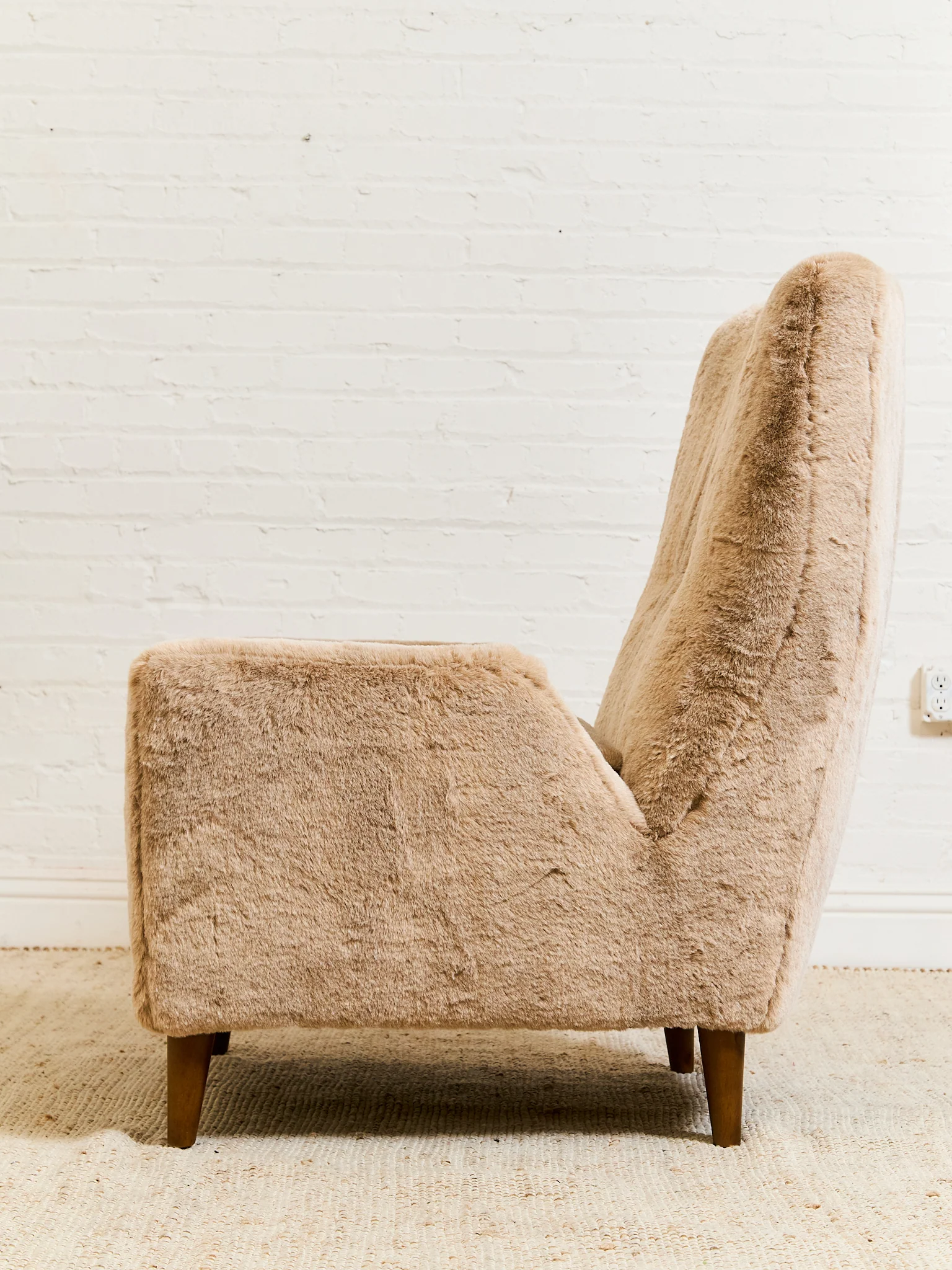 Maddox Chair in Faux Fur Fawn - Image 15
