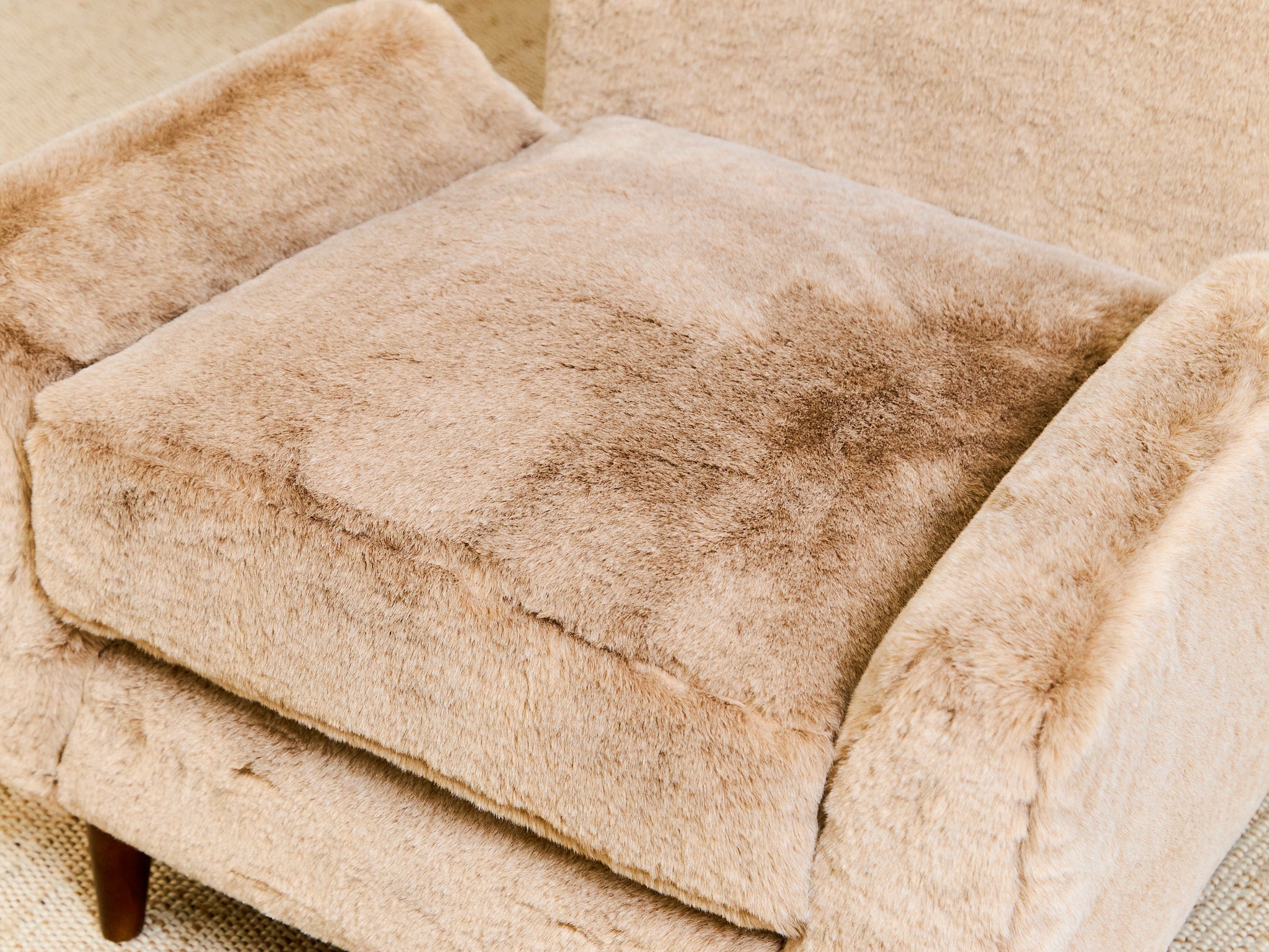 Maddox Chair in Faux Fur Fawn - Image 7