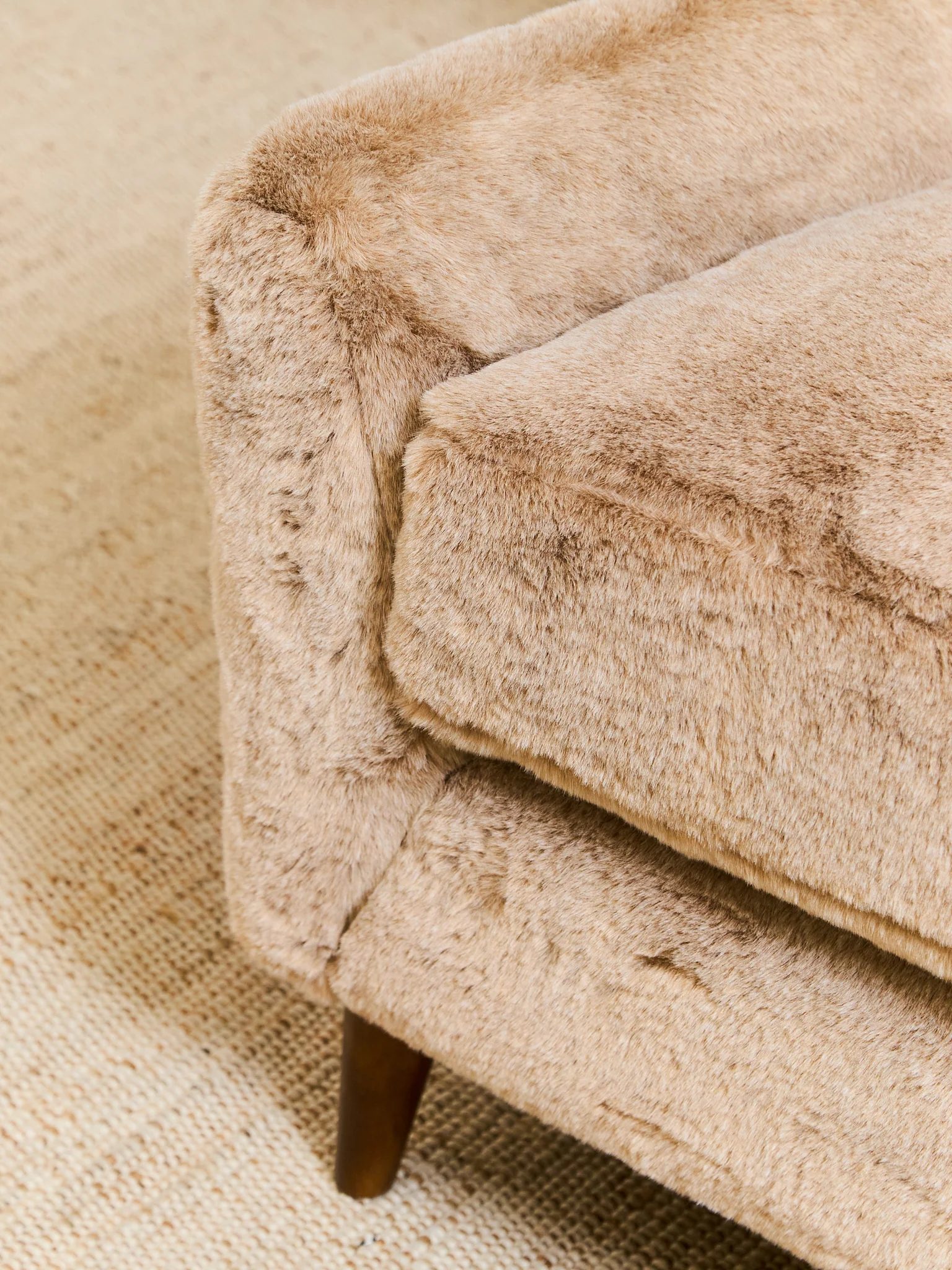 Maddox Chair in Faux Fur Fawn - Image 9