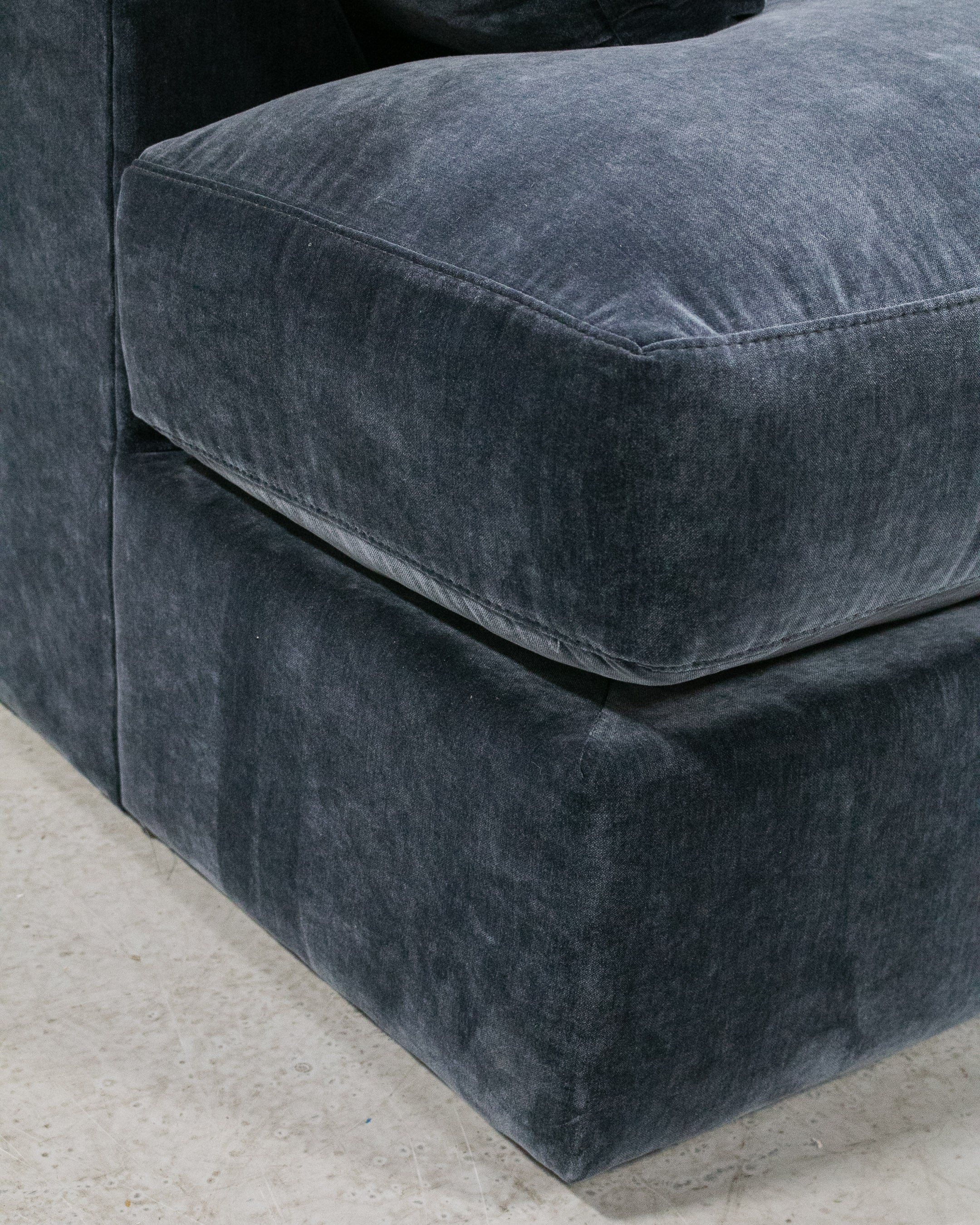 Michonne Sectional Sofa in Amici Indigo - Image 13