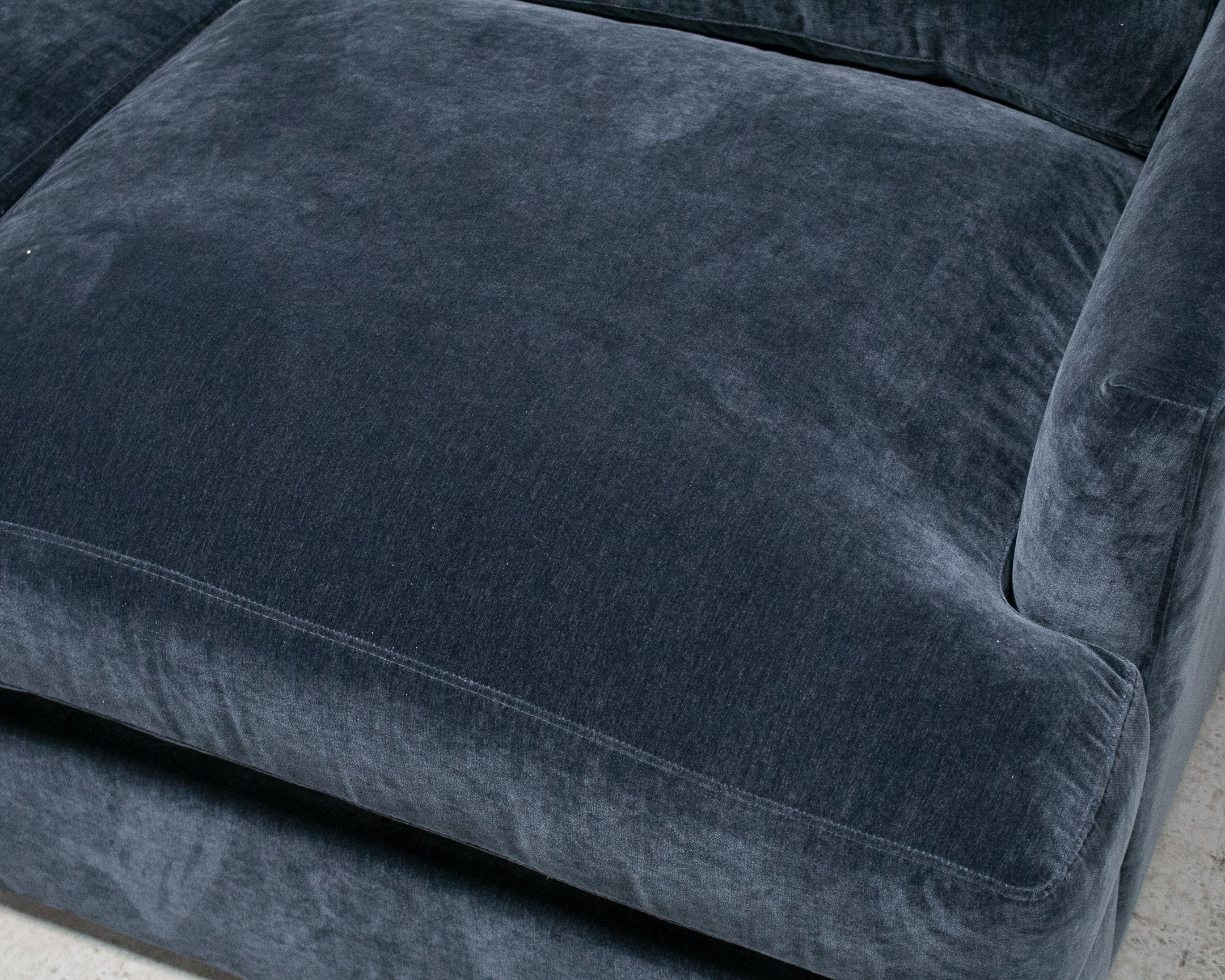 Michonne Sectional Sofa in Amici Indigo - Image 6