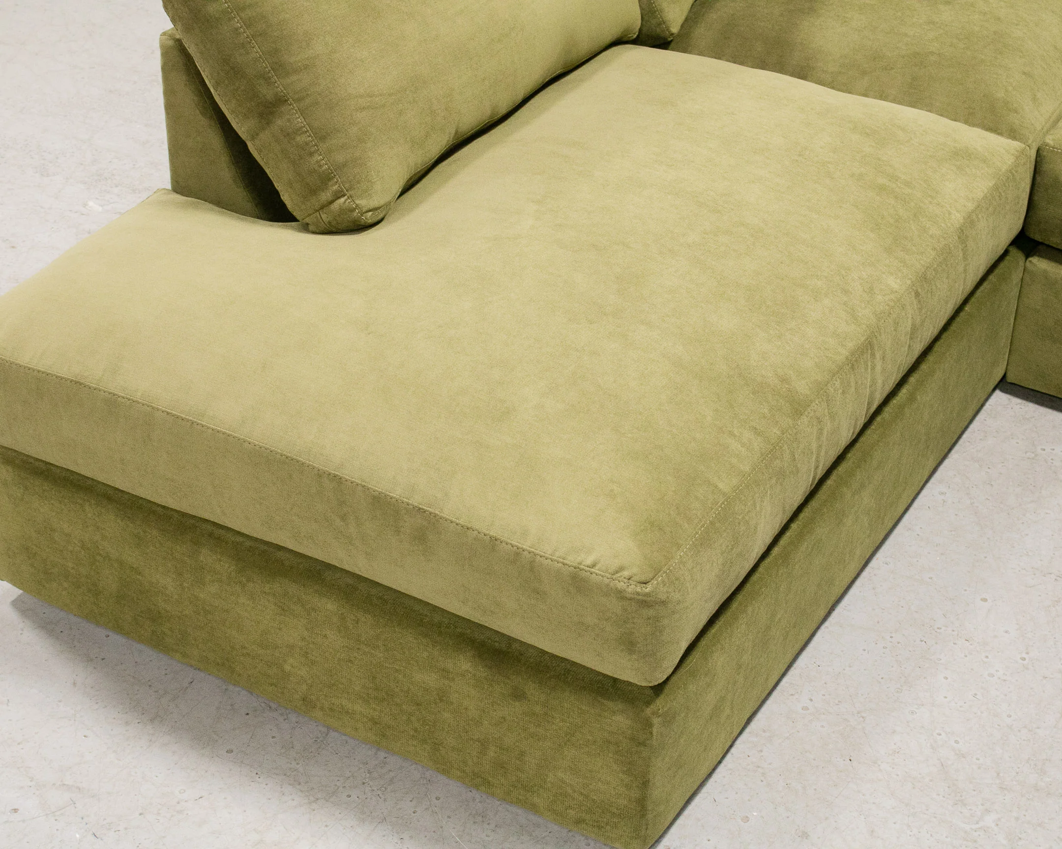 Michonne Sofa in Gypsy Sage - Image 15