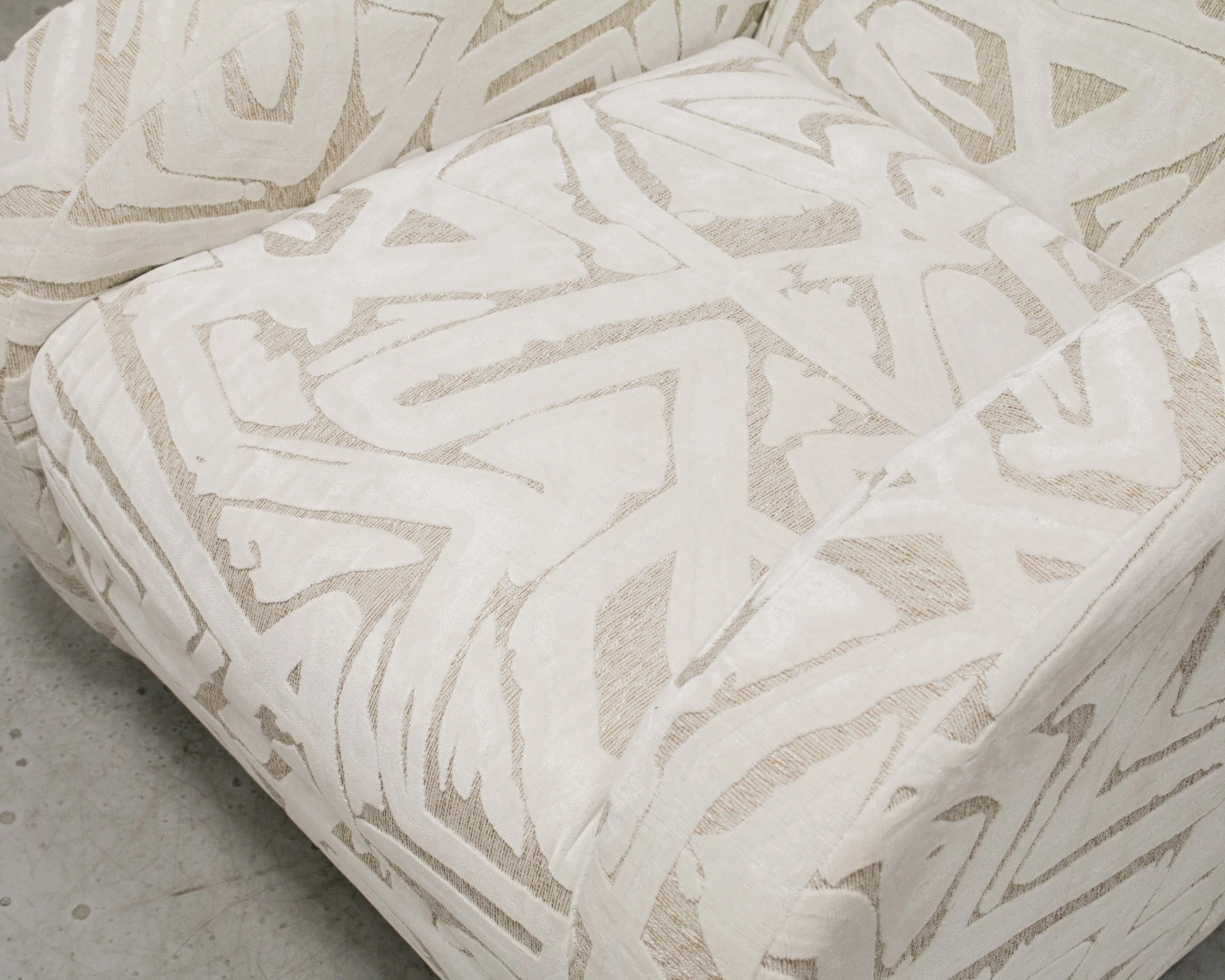 Mitchell Armchair - Image 4