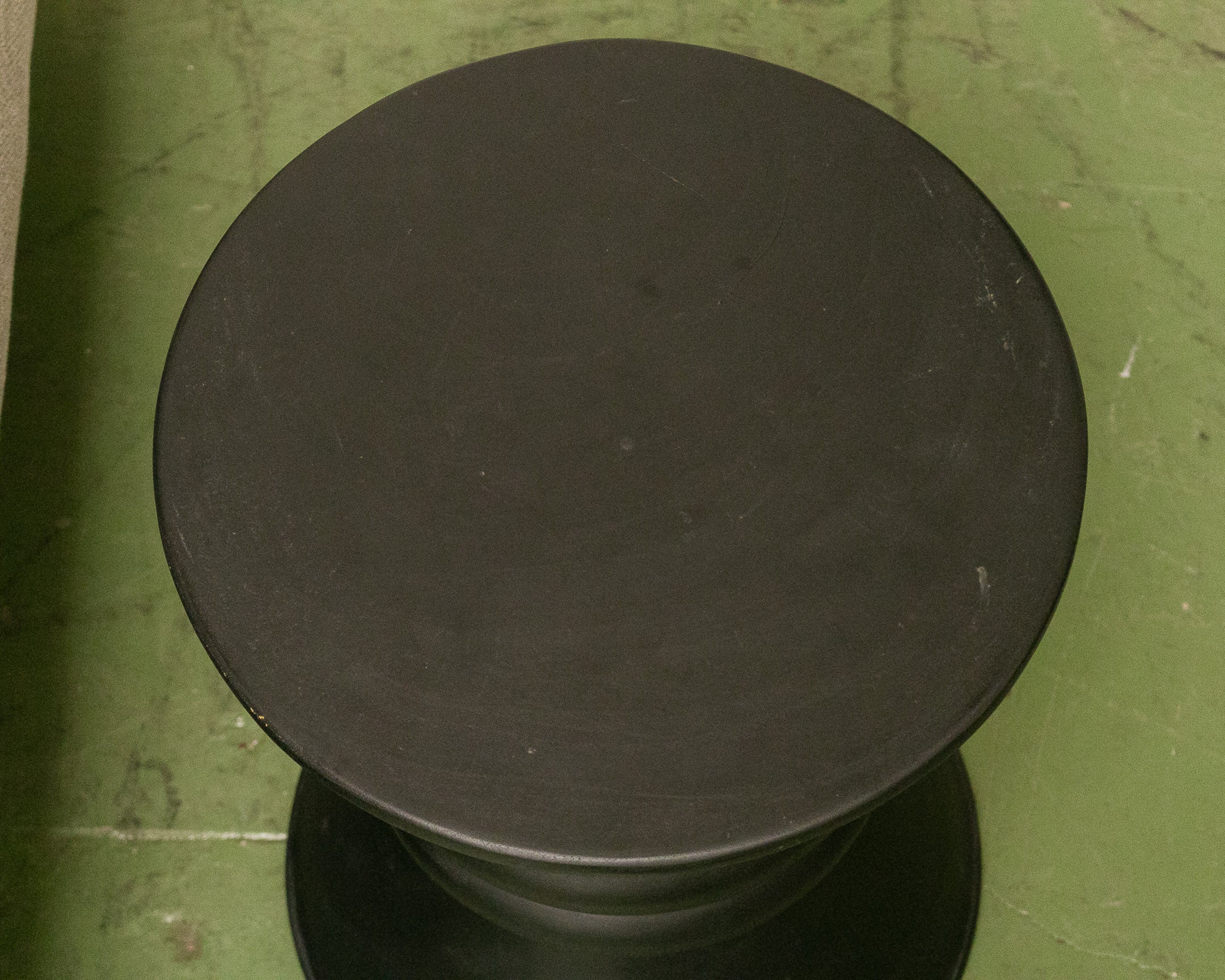 Modern Black Ebonized Drink/Side Table - Image 4
