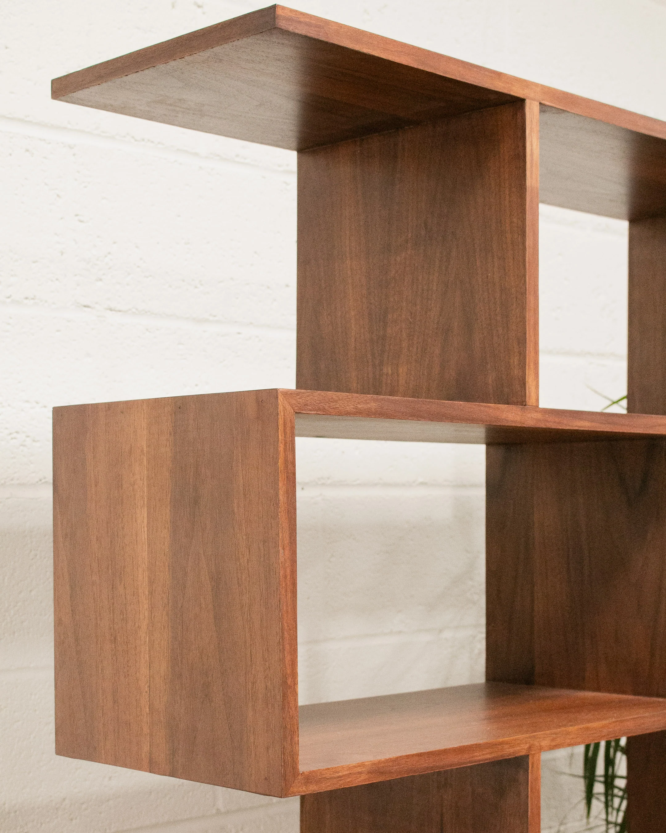 Opposite Side Isabel Shelf - Image 8