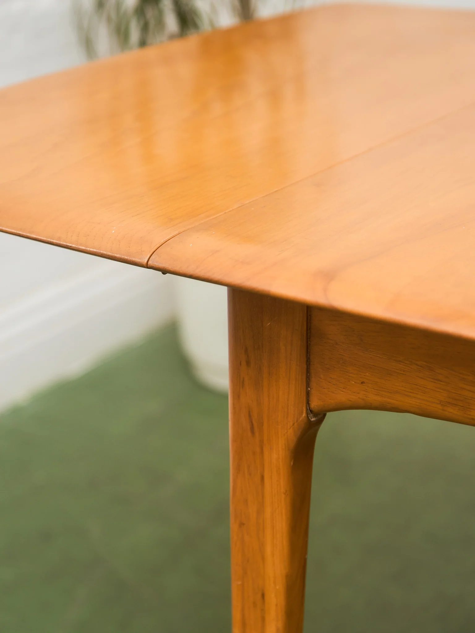 Pecan Vintage Dining Table - Image 21