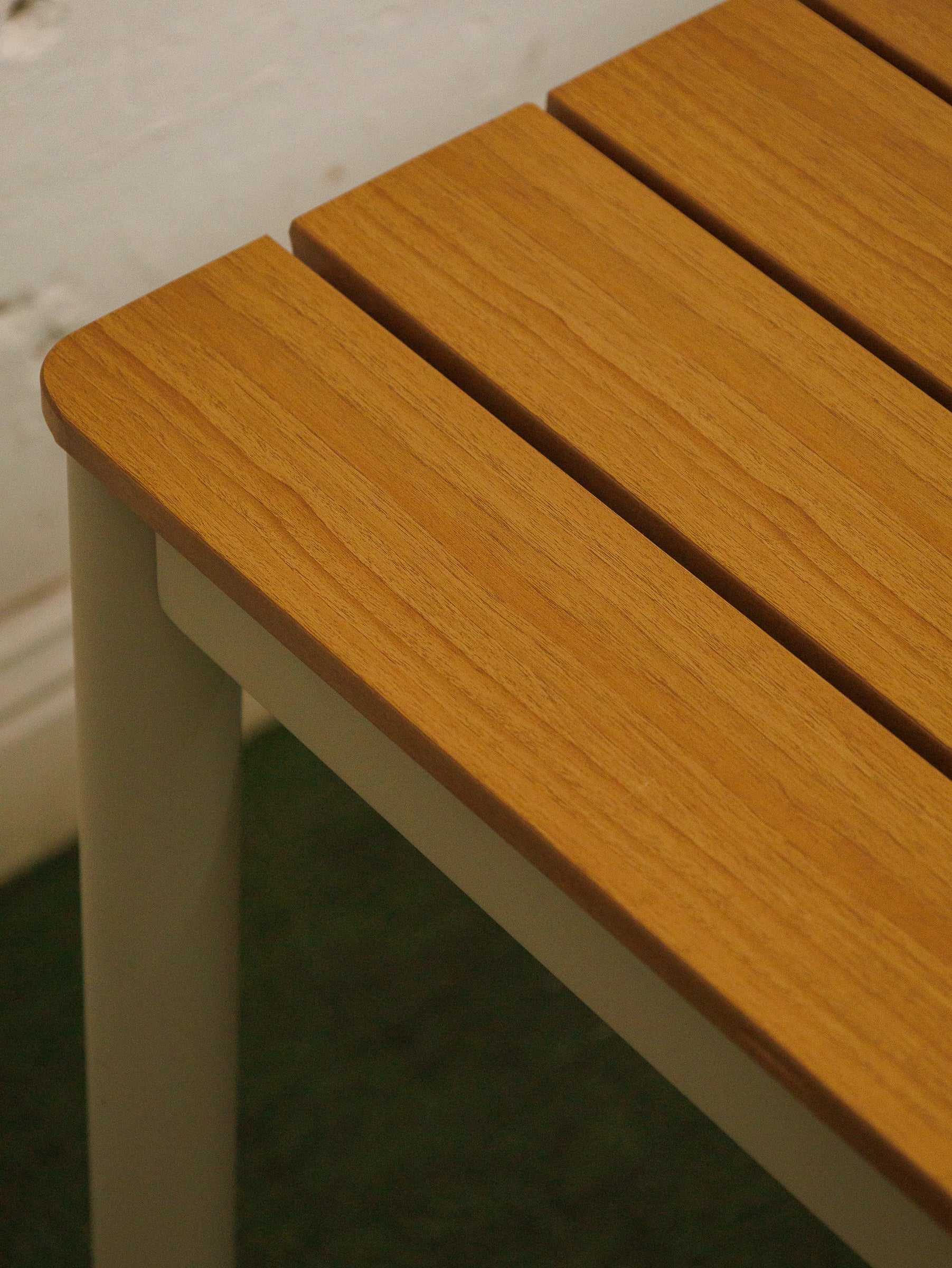 3 Piece Outdoor Dining Set with Low-Maintenance Faux Wood Slats - Image 8