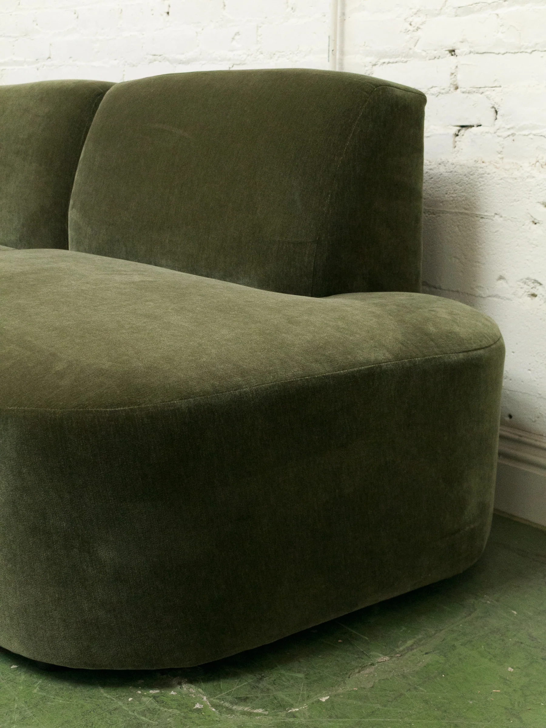 Bonnie 3 Piece Sectional in Moss - Image 5