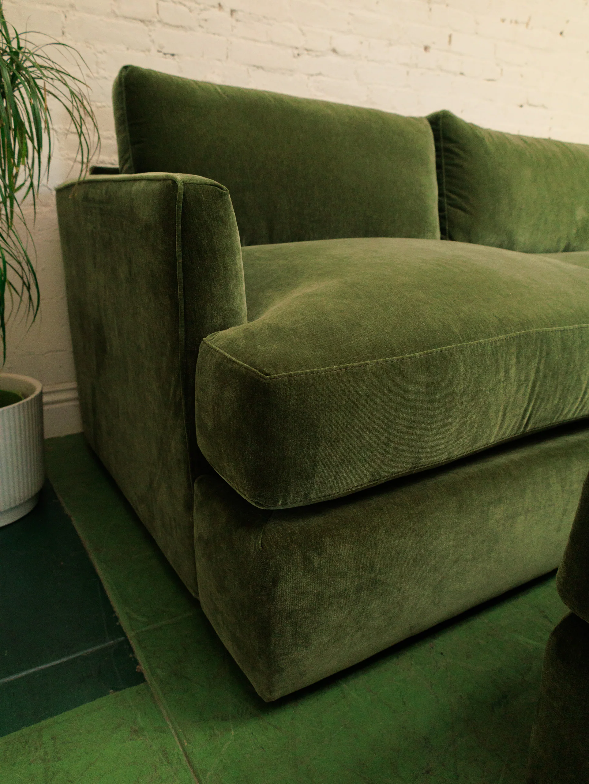 Michonne Sofa with Chaise and Ottoman - Image 12