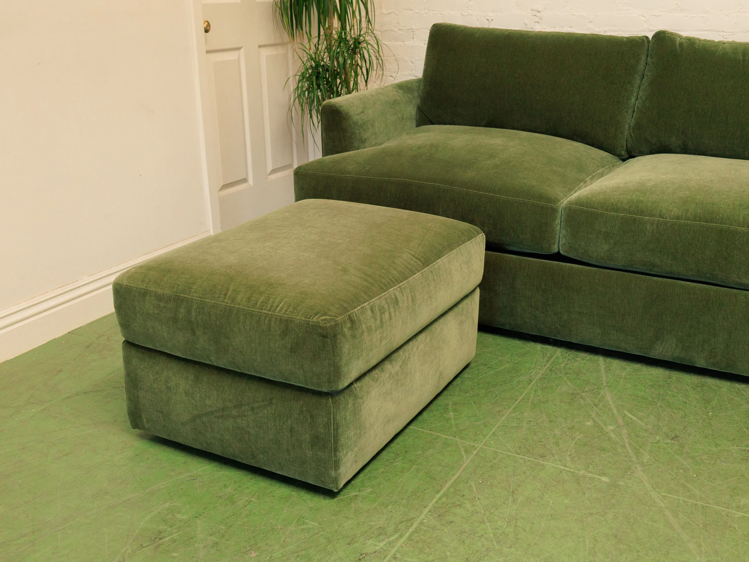 Michonne Sofa with Chaise and Ottoman - Image 7