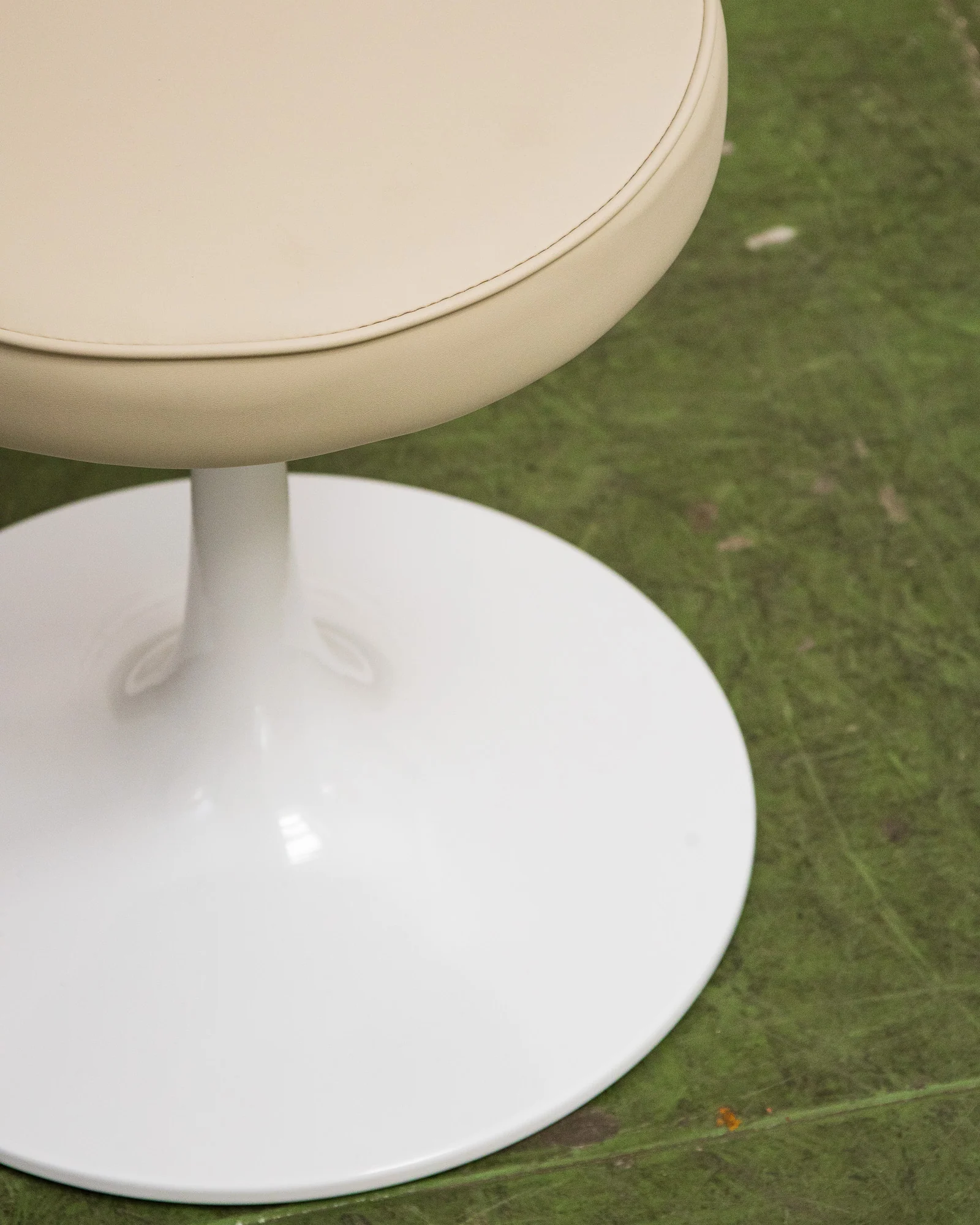 Daisy Dining Stool in Cream - Image 3