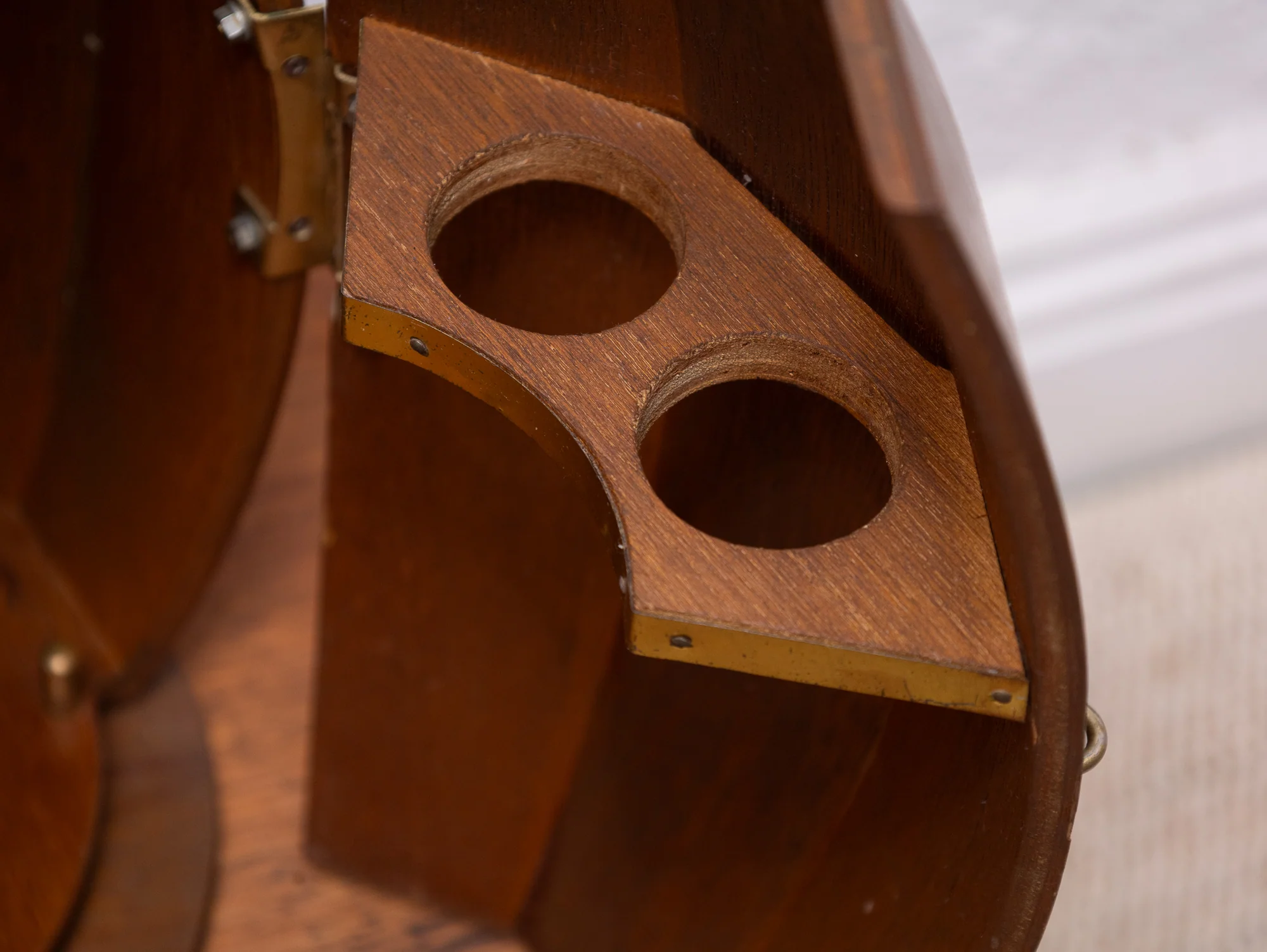 Vintage cocktail barrel bar - Image 7