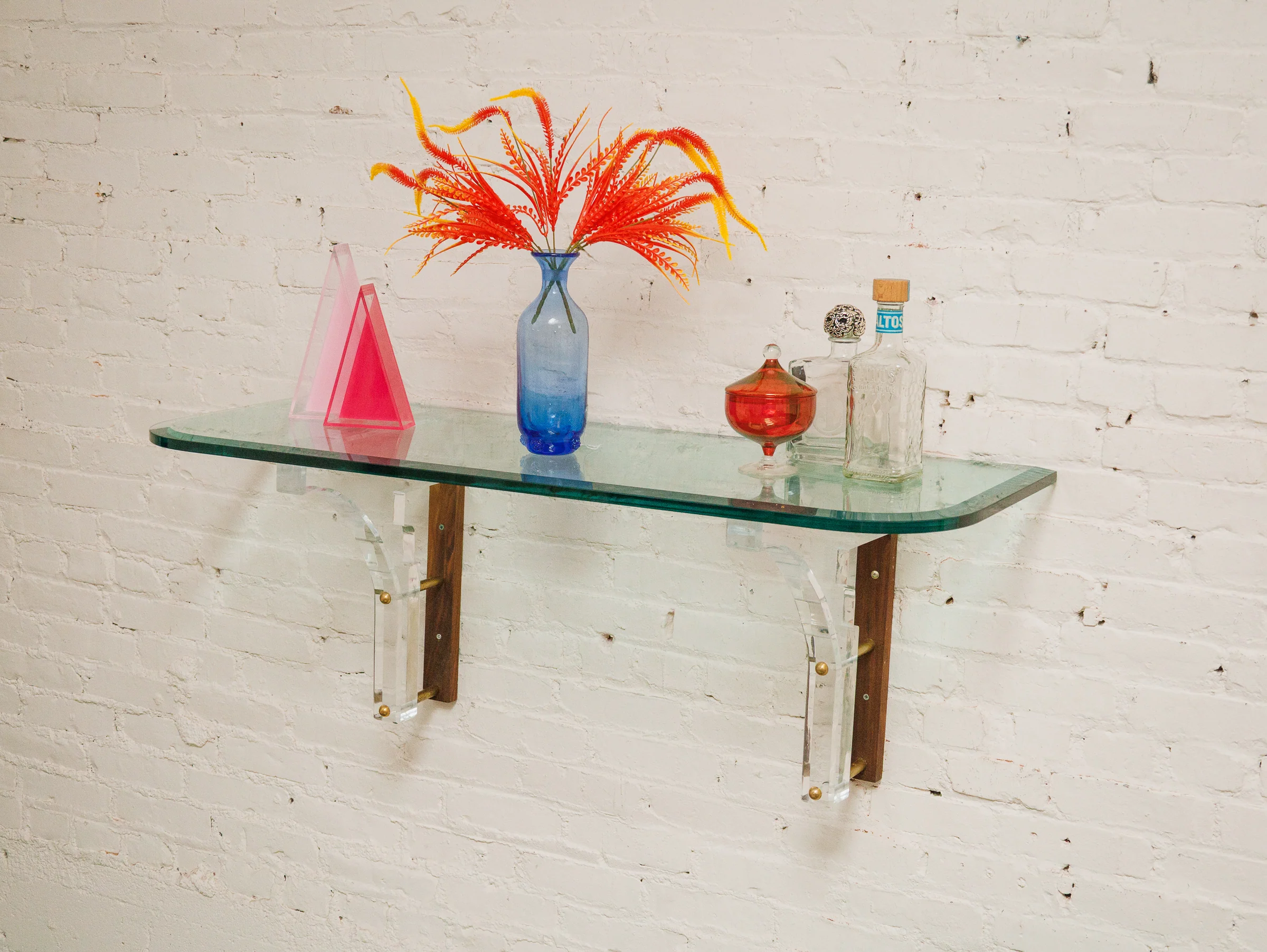Mid Century Acrylic Shelf - Image 4