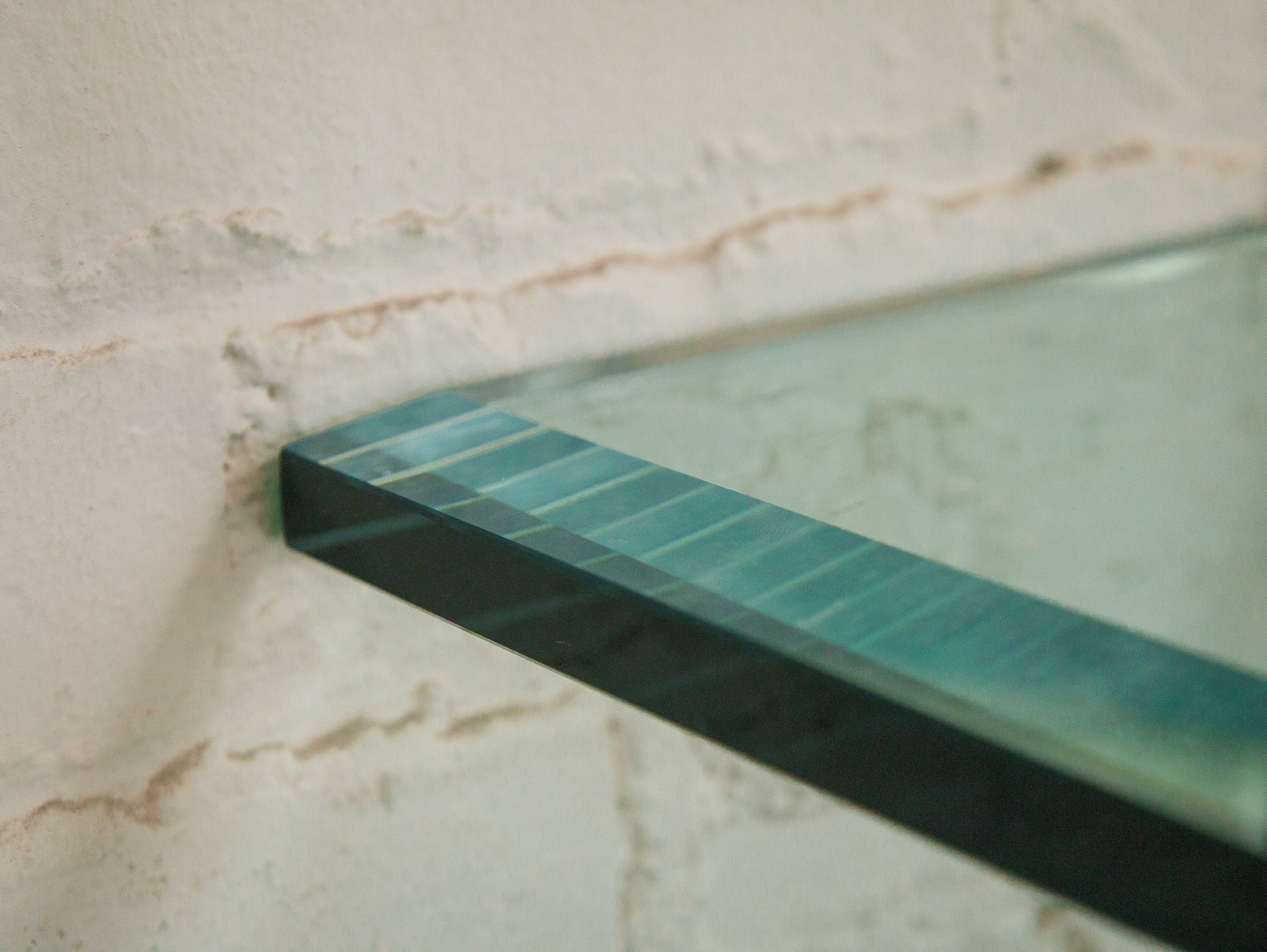Mid Century Acrylic Shelf - Image 8