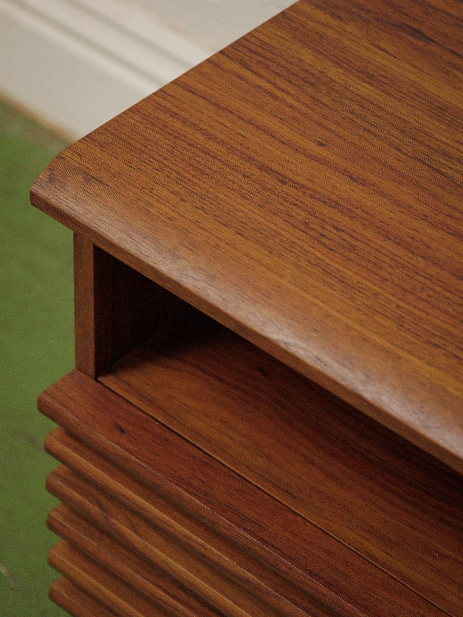 Single Slat Nightstand - Image 9