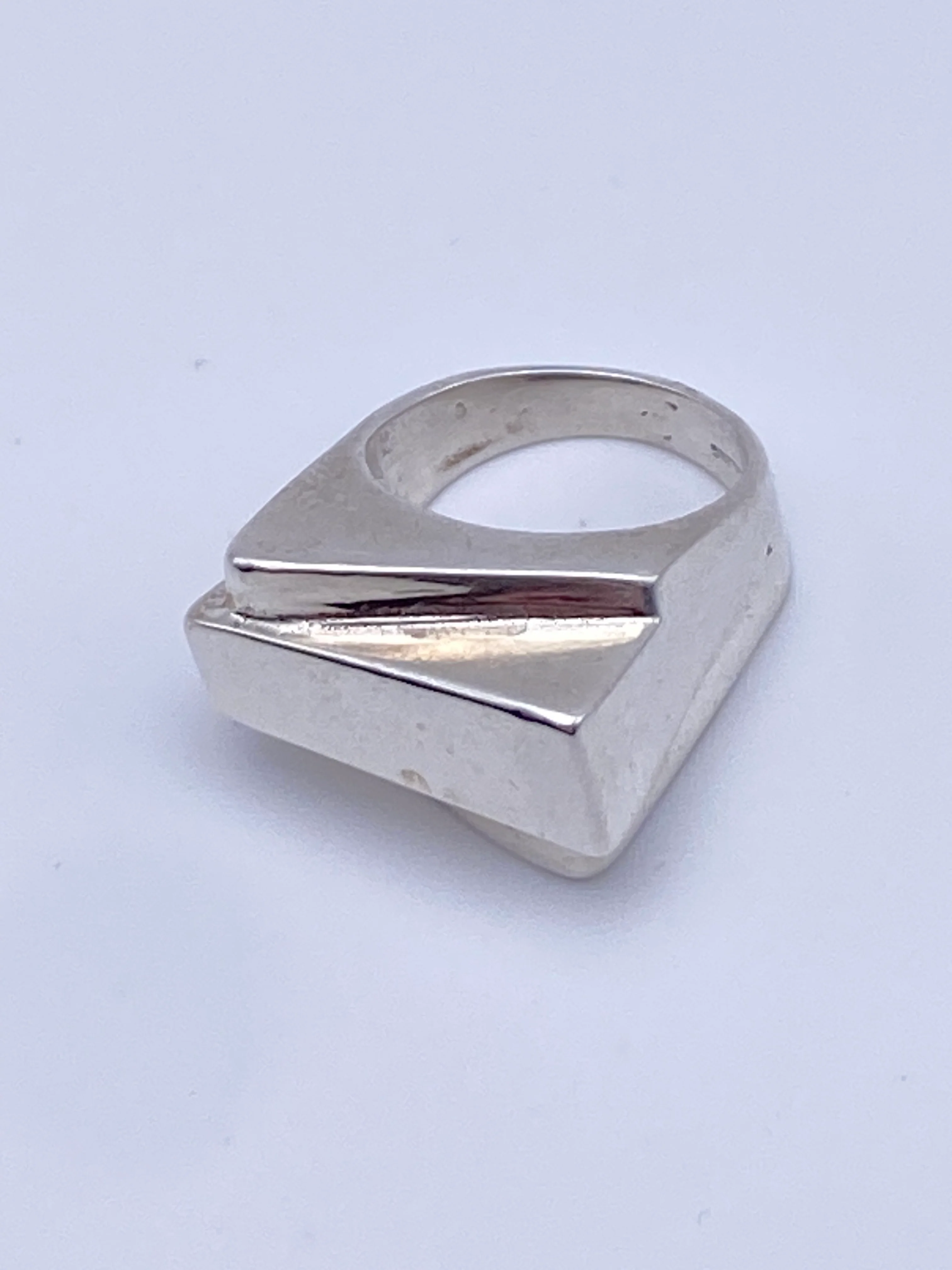 Sleek Modernist Offset Sterling Ring - Image 3