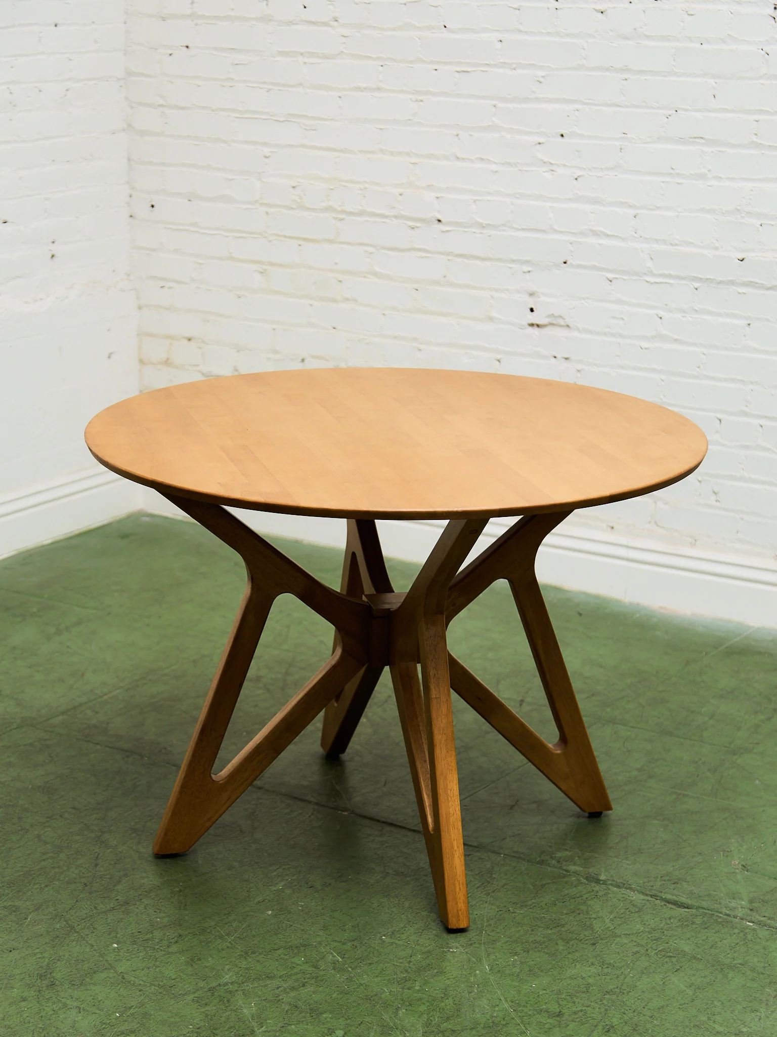 Sol Dining Table - Image 3