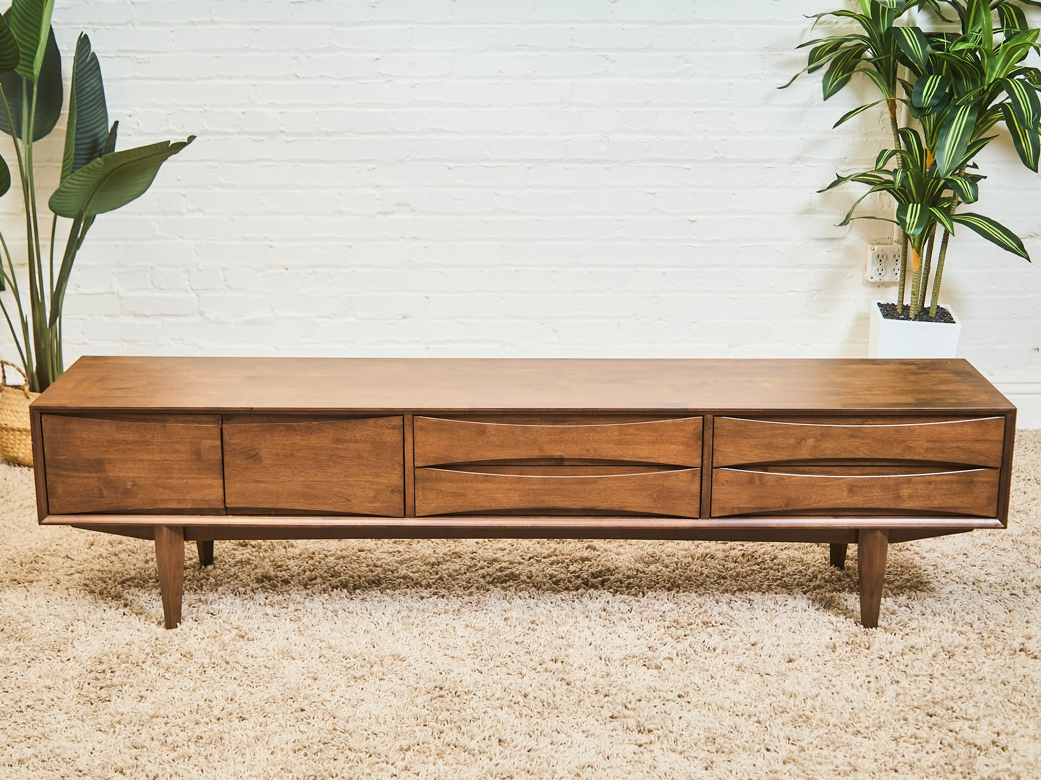 Solis Low Profile Credenza - Image 6