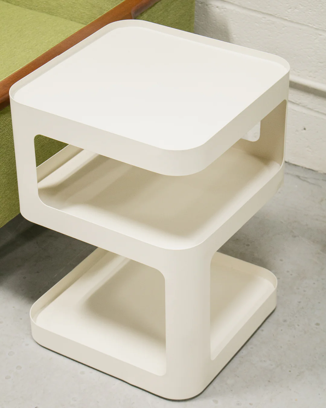 Space Age Side Table - Image 4